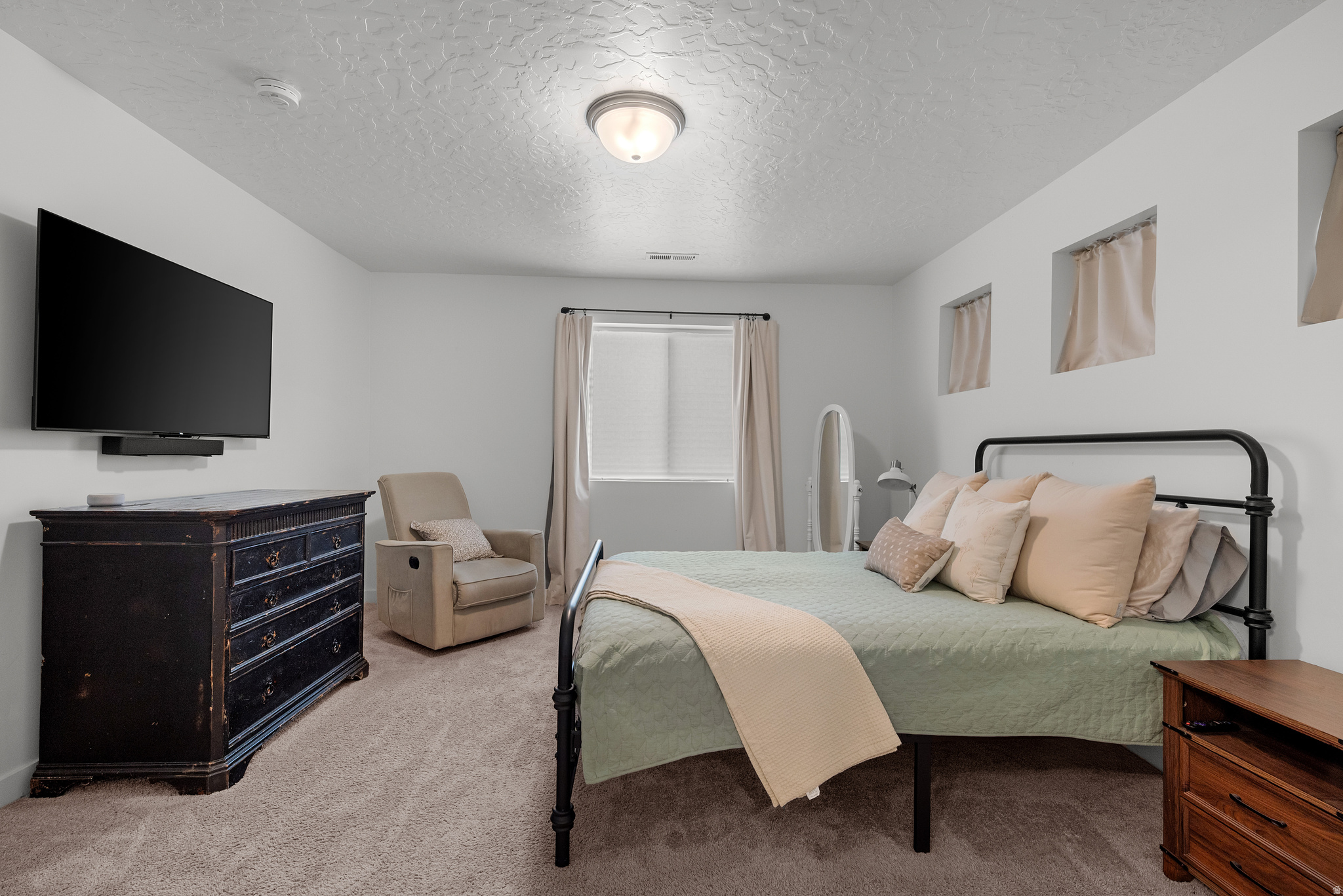 ARROWHEAD COTTAGES - Residential