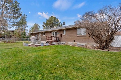 Tiny photo for 12387 S MOUNTAIN VIEW DR, Riverton, UT 84065 (MLS # 2127532)