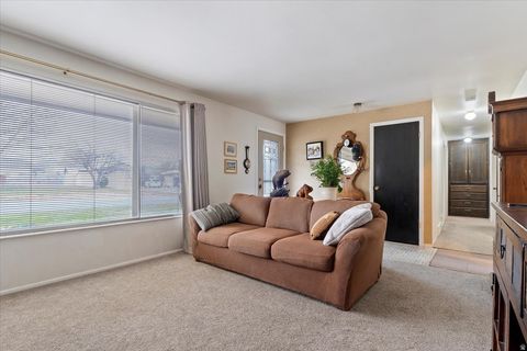 Tiny photo for 12387 S MOUNTAIN VIEW DR, Riverton, UT 84065 (MLS # 2127532)