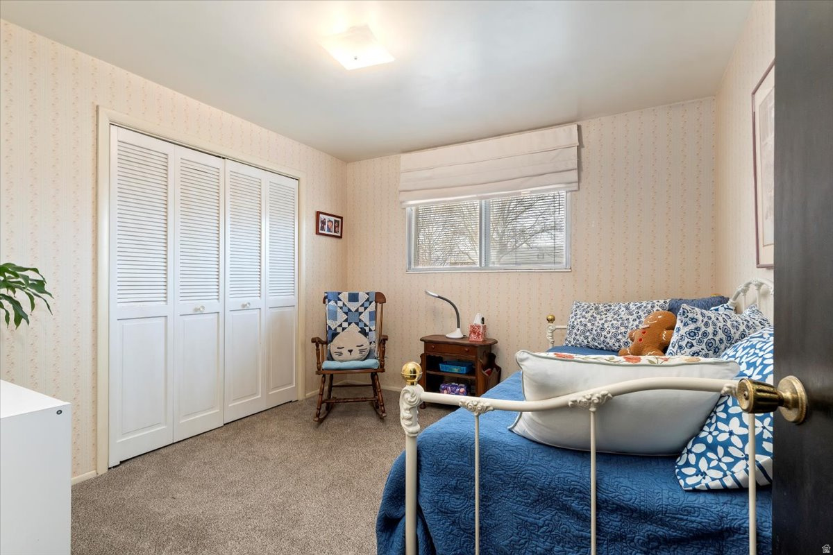 RIVERTON MEADOWS - Residential