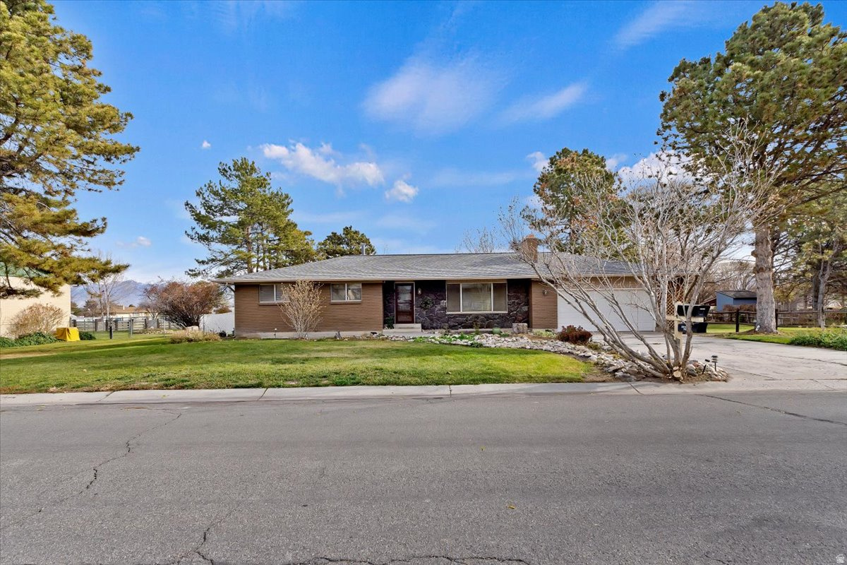 RIVERTON MEADOWS - Residential