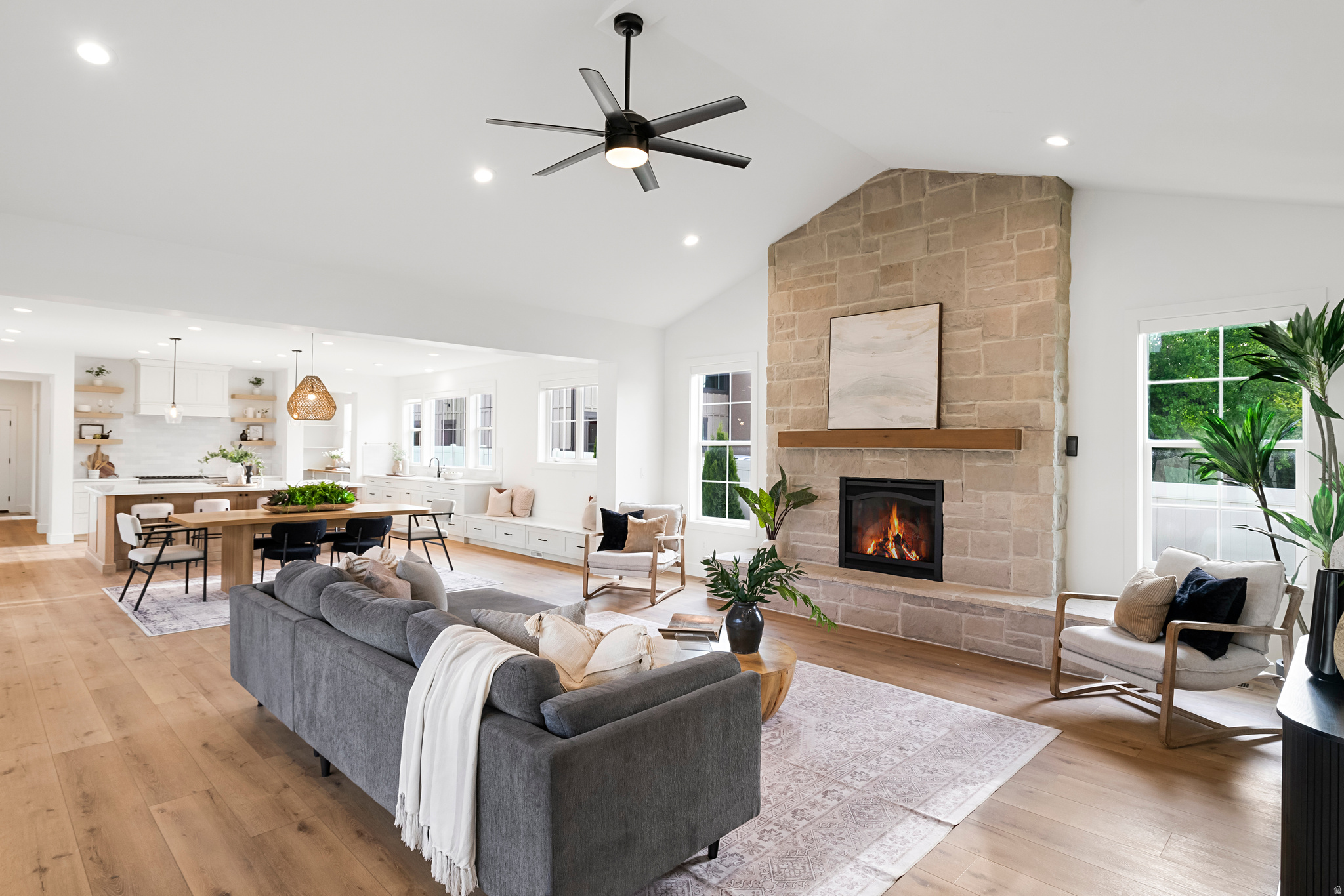 FARMINGTON RANCHES - Residential
