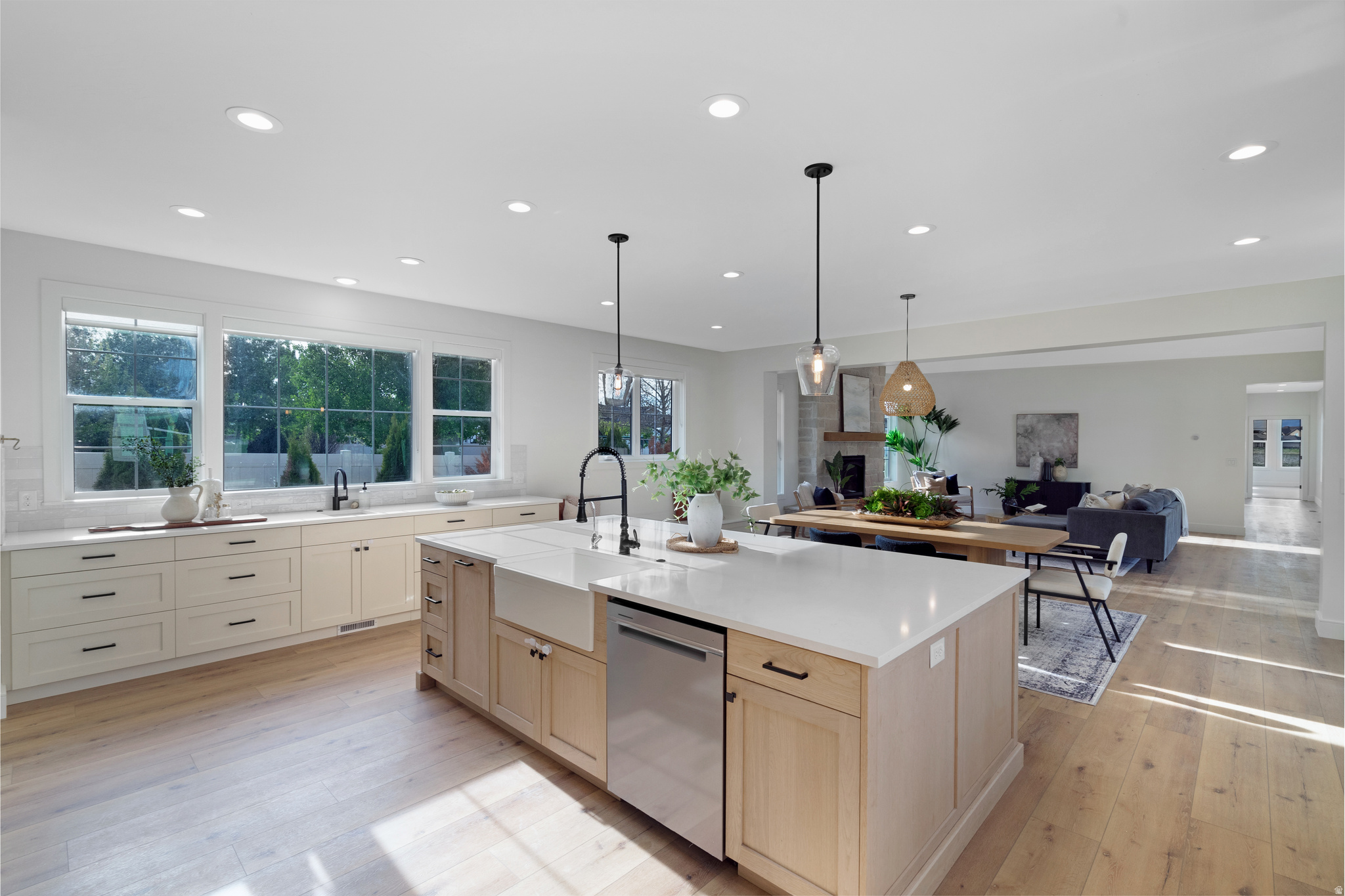 FARMINGTON RANCHES - Residential