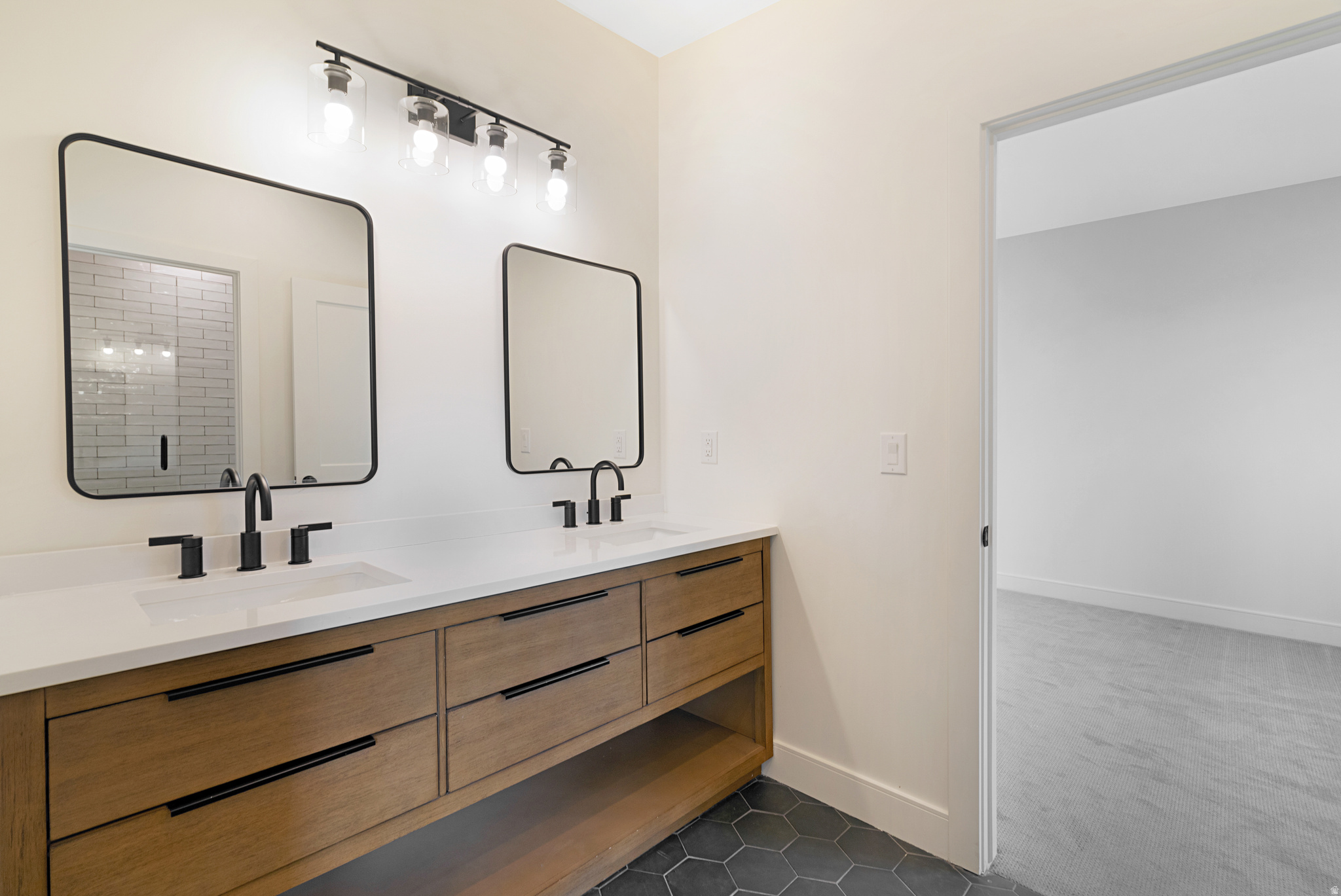 FARMINGTON RANCHES - Residential