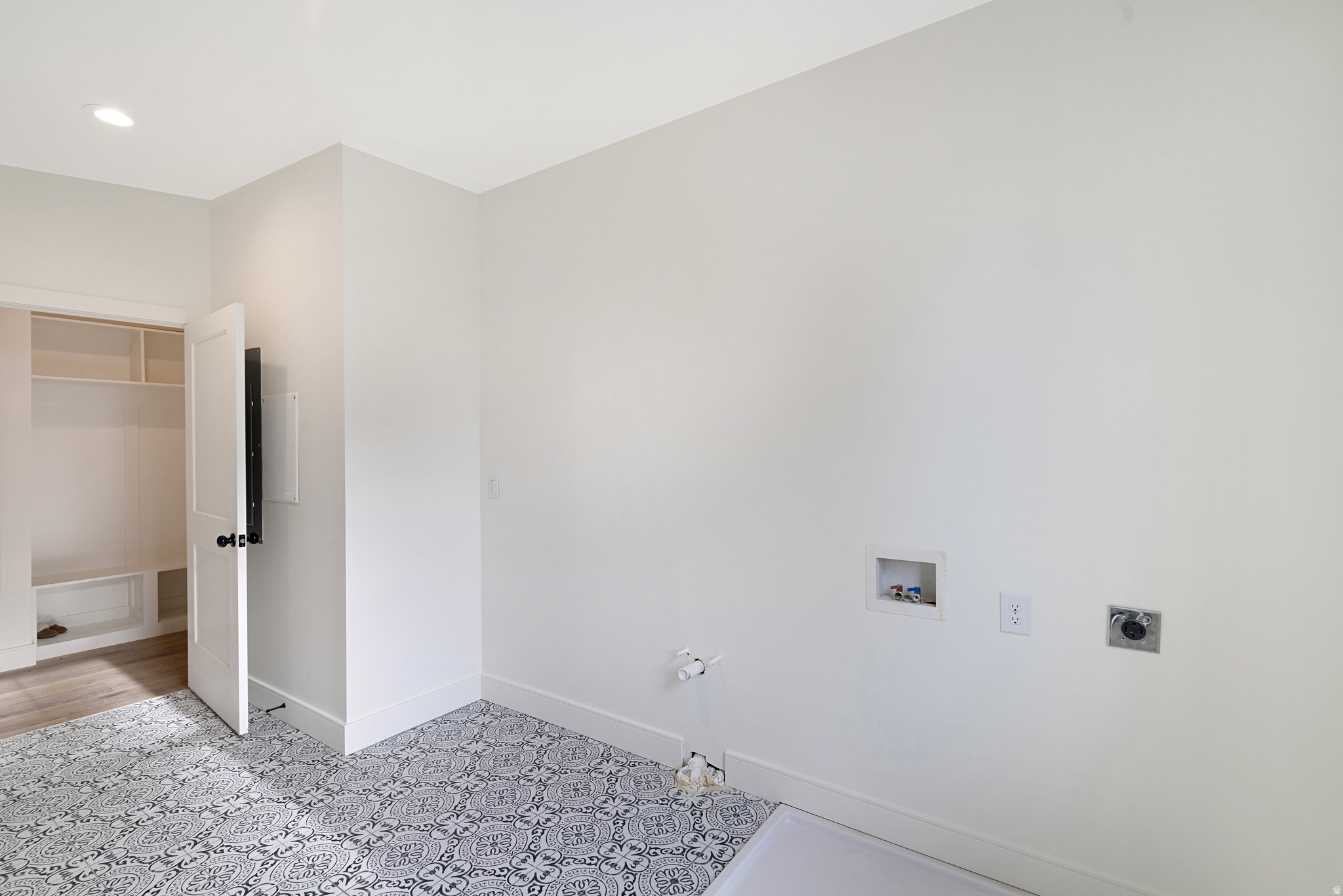 FARMINGTON RANCHES - Residential