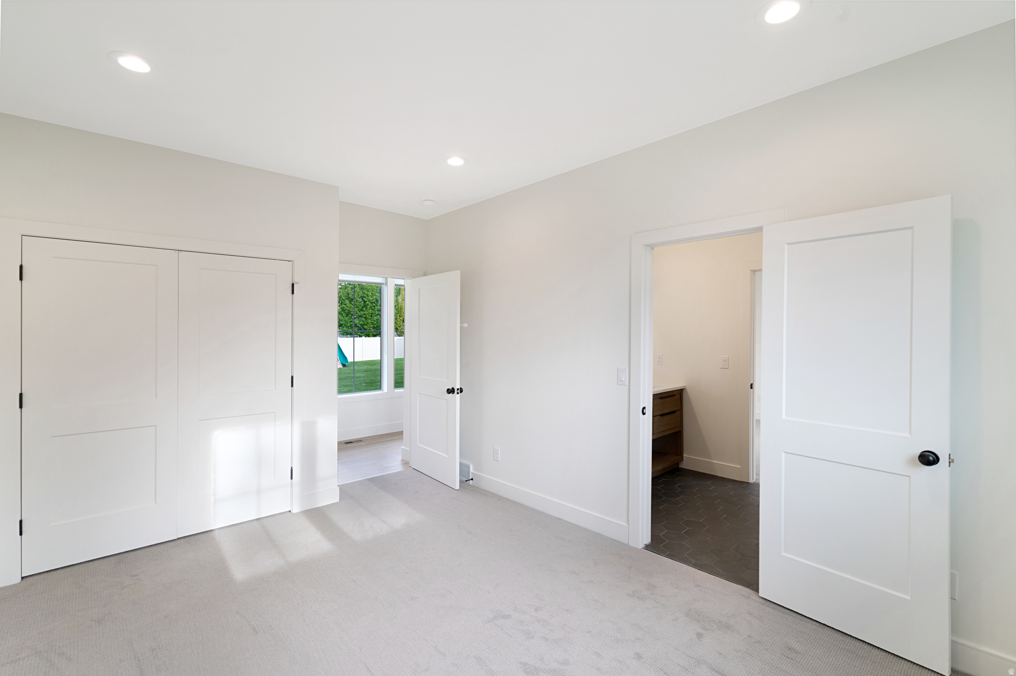 FARMINGTON RANCHES - Residential