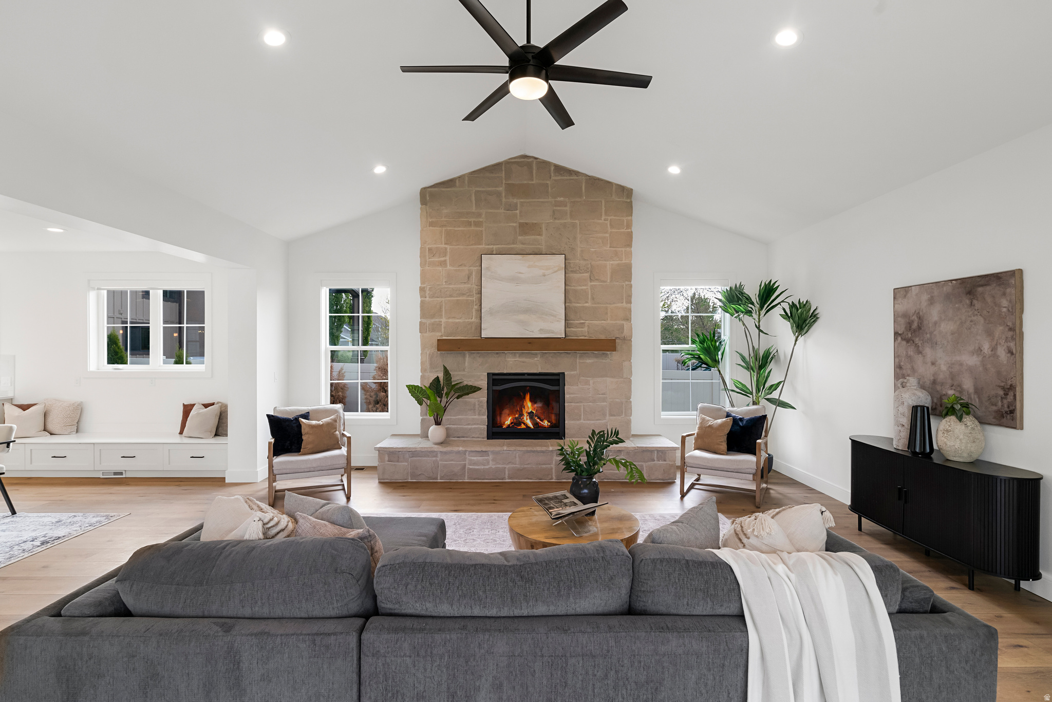 FARMINGTON RANCHES - Residential