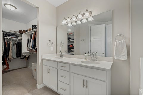 Tiny photo for 8061 S OAKRIDGE PARK DR, West Jordan, UT 84081 (MLS # 2178398)