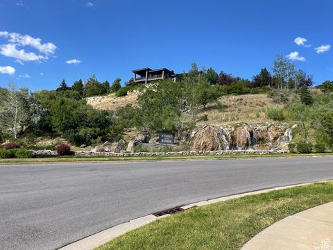 Tiny photo for 1596 S STONE RDG E #103, Bountiful, UT 84010 (MLS # 2117621)