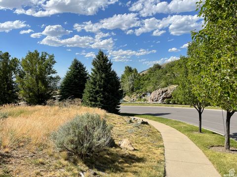 Tiny photo for 1596 S STONE RDG E #103, Bountiful, UT 84010 (MLS # 2117621)