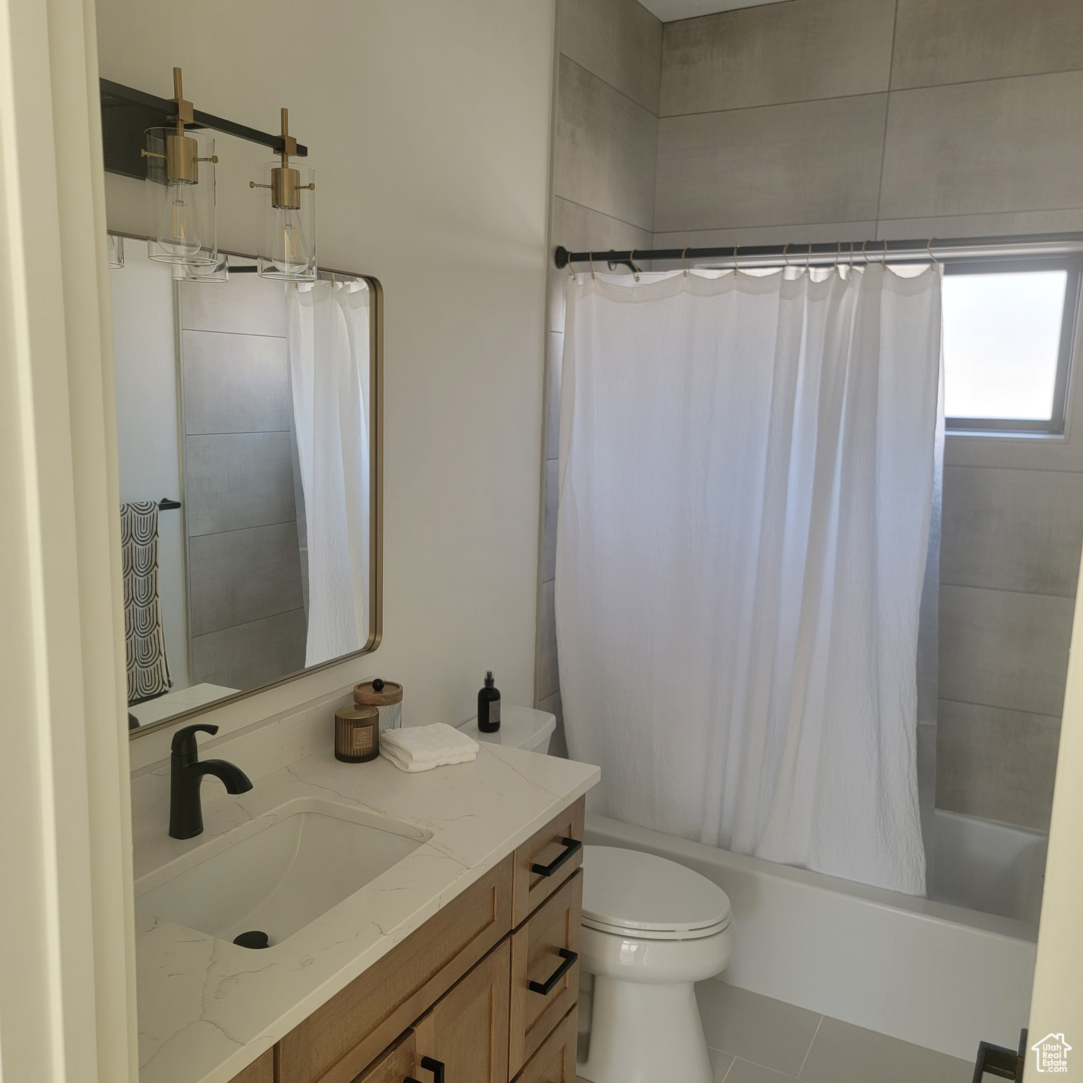 SWAN CREEK VILLAGE - Residential