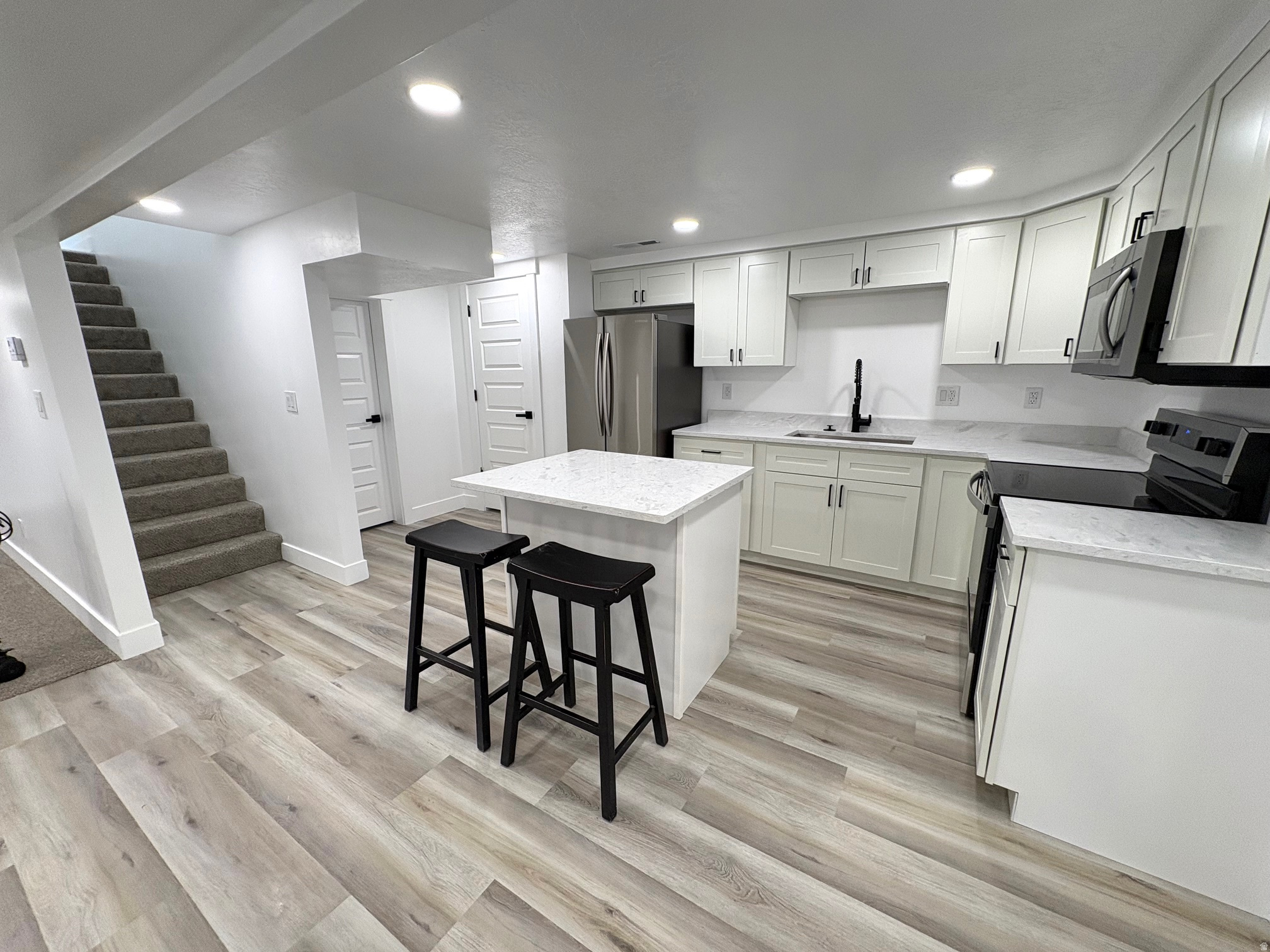 BENVIEW SUB - Residential