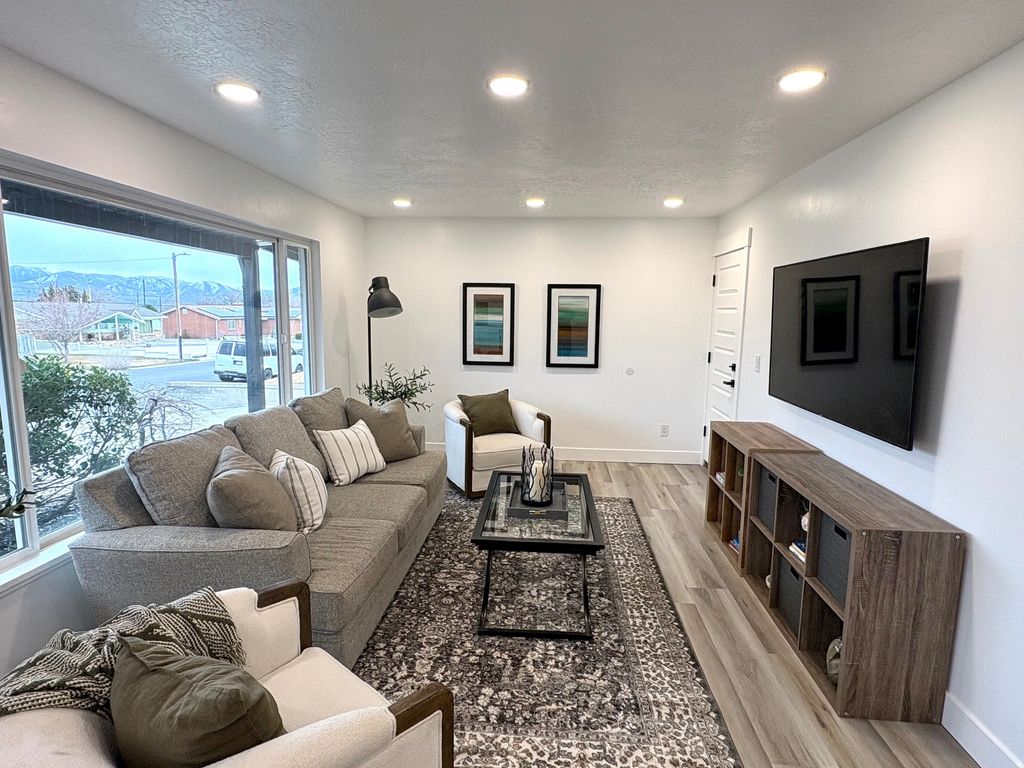 Photo of 4125 W BENVIEW DR, West Valley City, UT 84120 (MLS # 2141692)