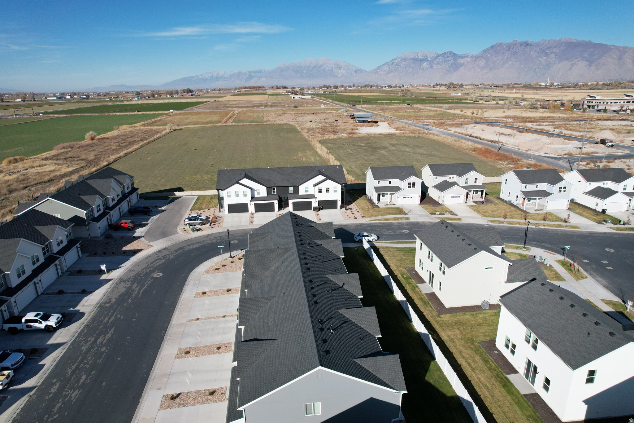 SUMMER SPRINGS - Residential