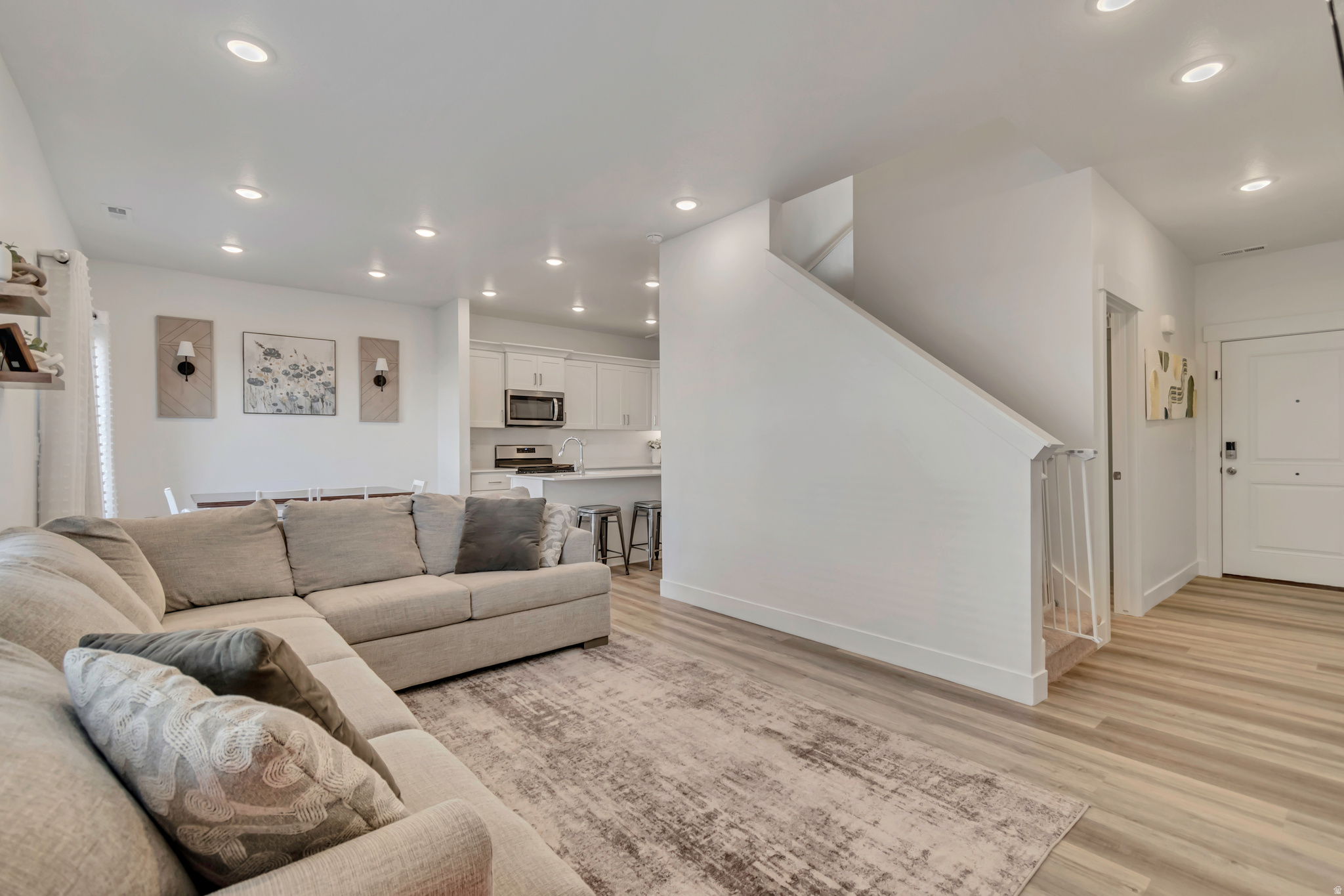 SUMMER SPRINGS - Residential