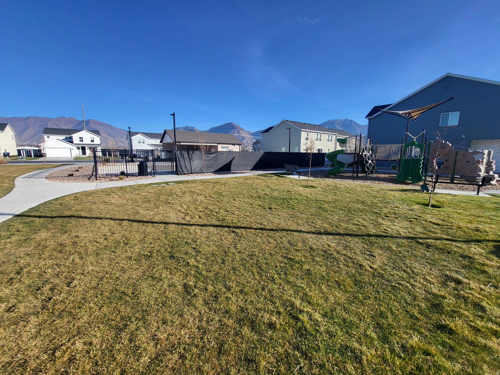 SUMMER SPRINGS - Residential