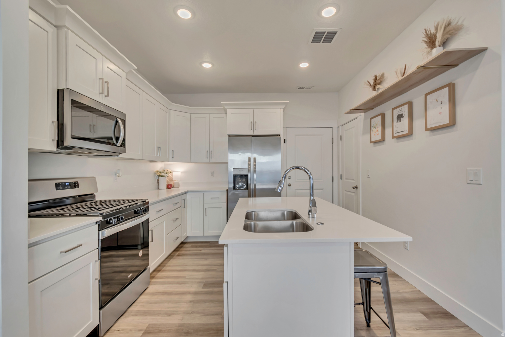 SUMMER SPRINGS - Residential