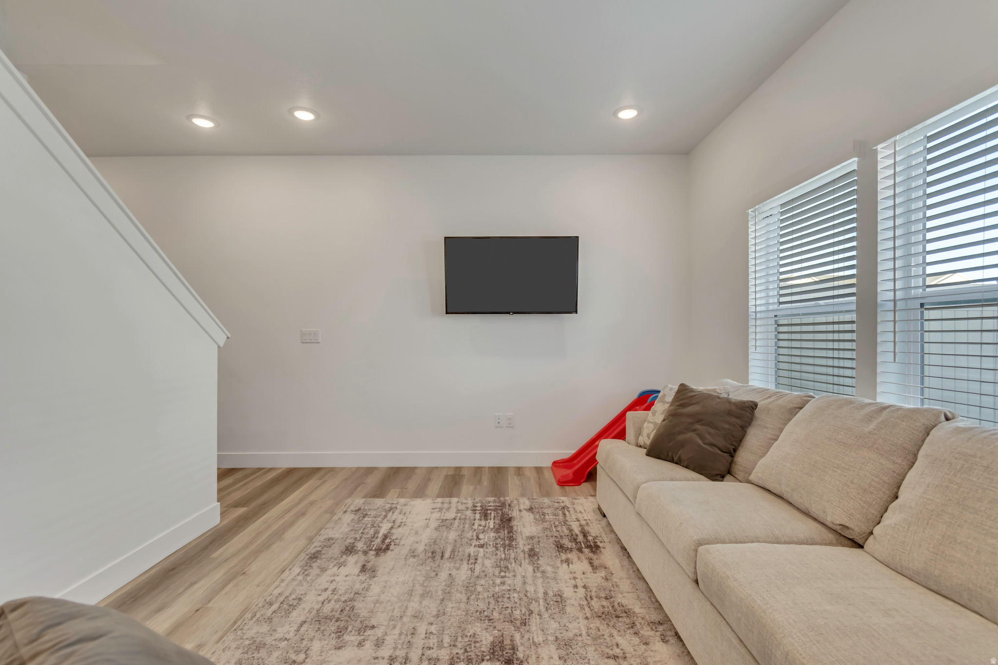 SUMMER SPRINGS - Residential