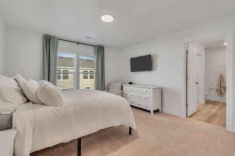 Tiny photo for 1698 N 840 St W, Salem, UT 84653 (MLS # 2122584)