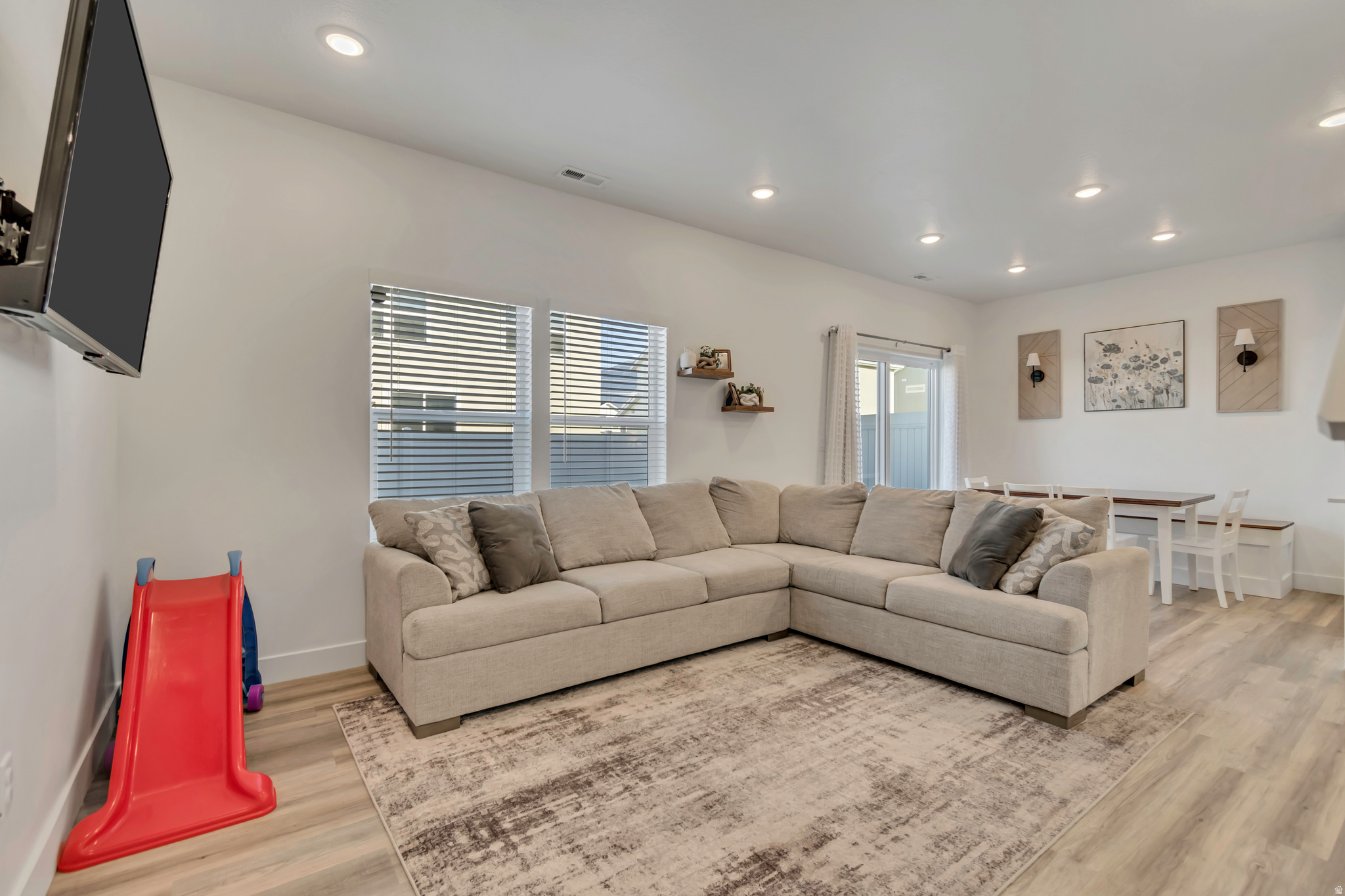 SUMMER SPRINGS - Residential