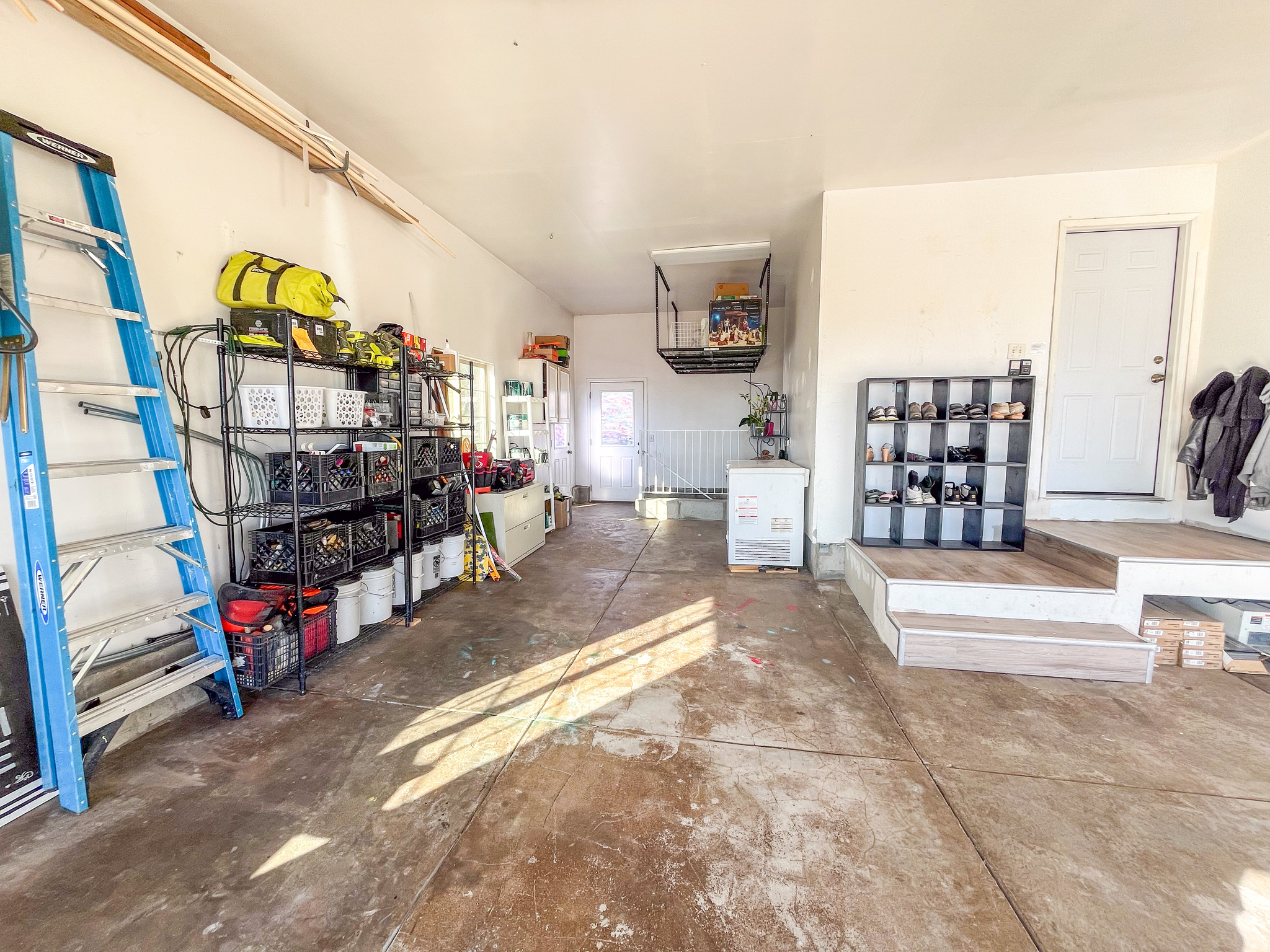 THE BENCHES SOUTH RI - Residential