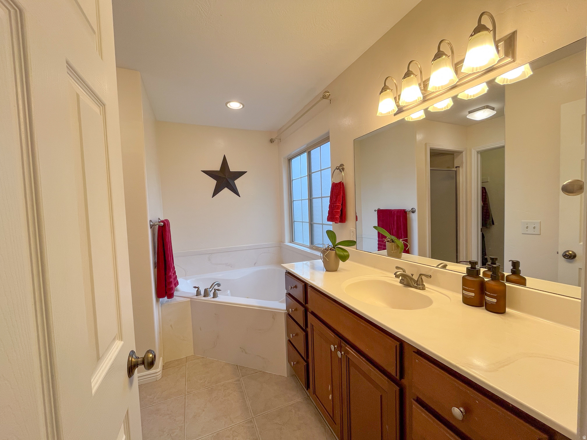 THE BENCHES SOUTH RI - Residential