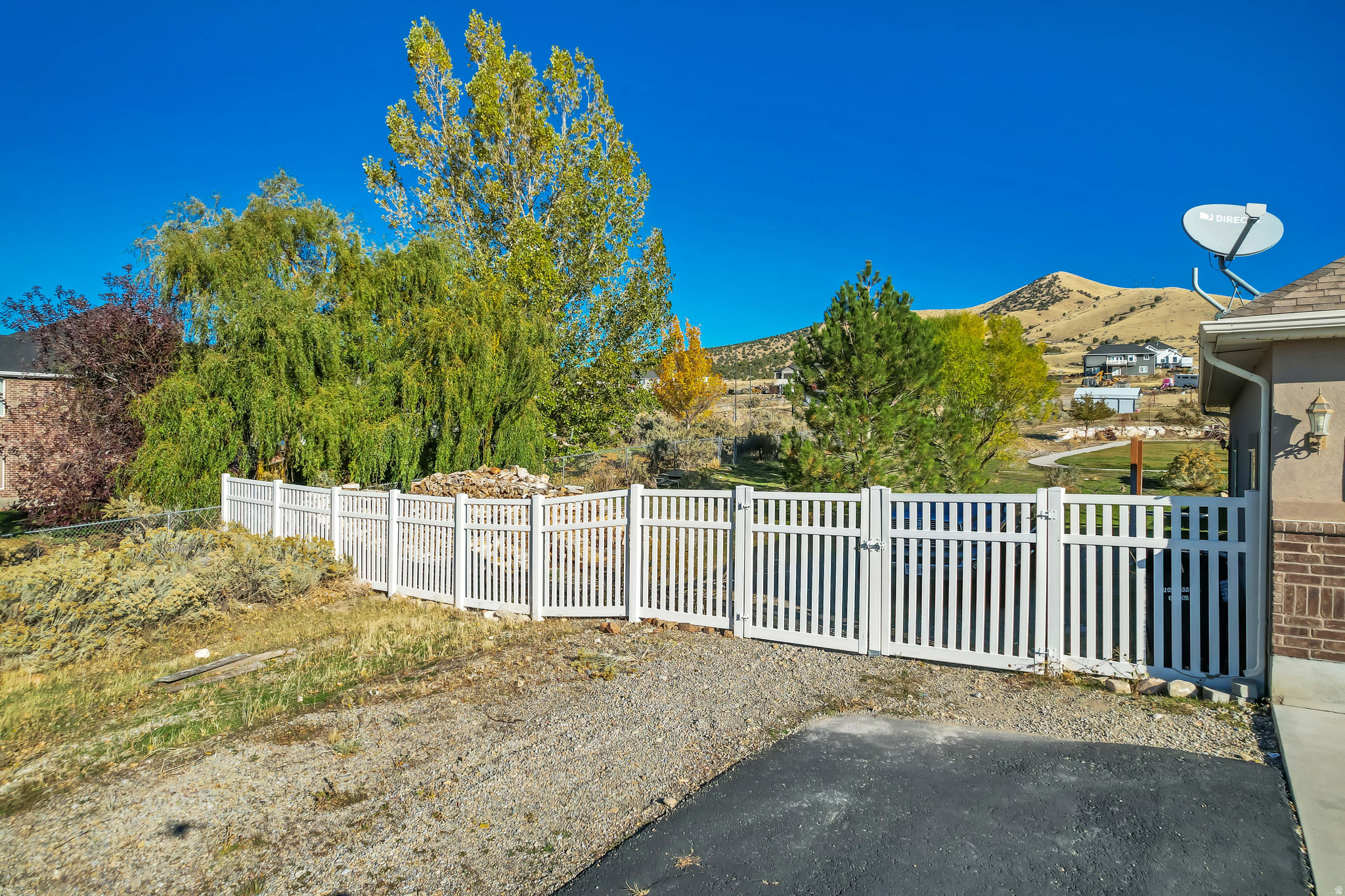 THE BENCHES SOUTH RI - Residential