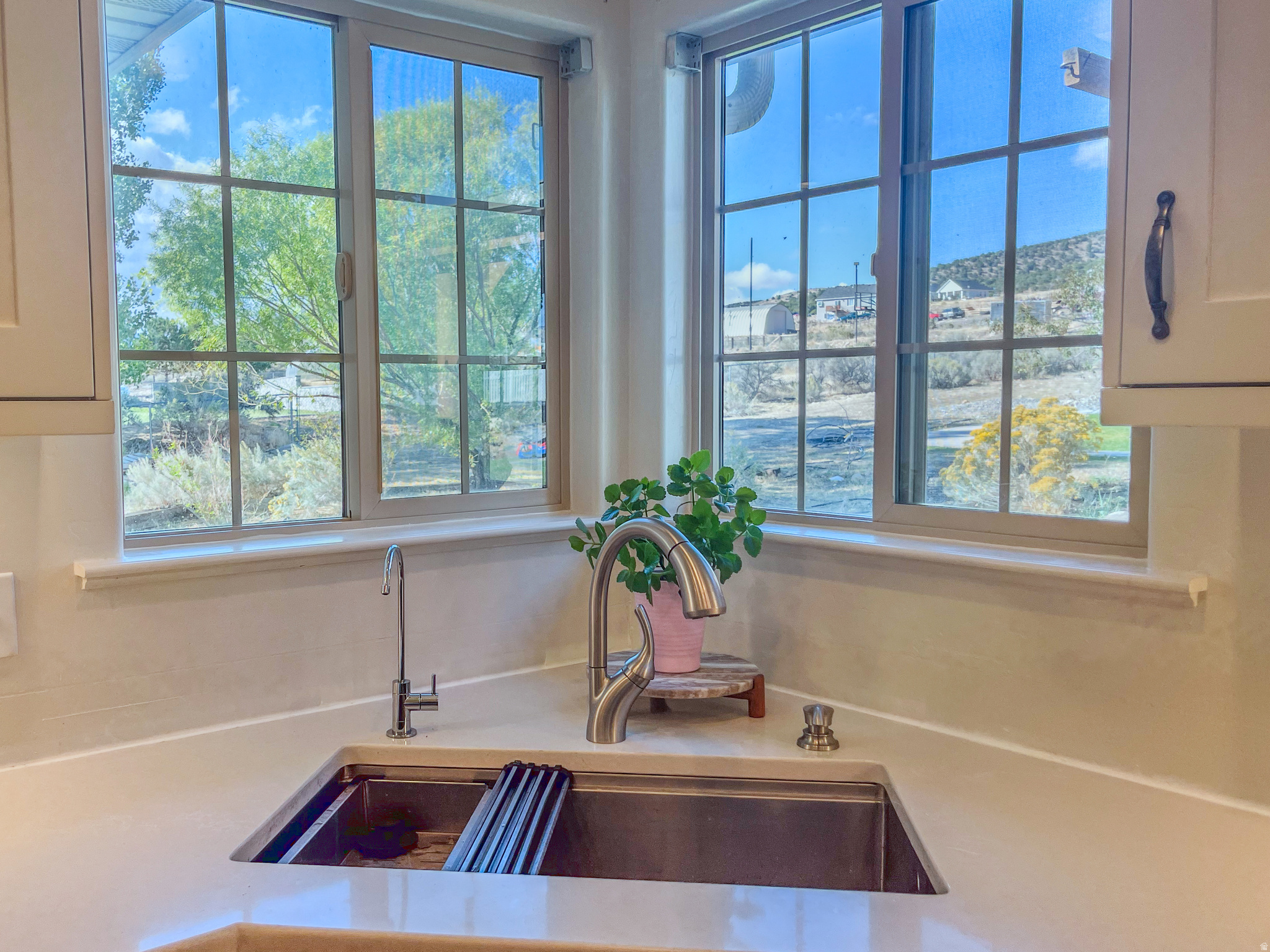 THE BENCHES SOUTH RI - Residential