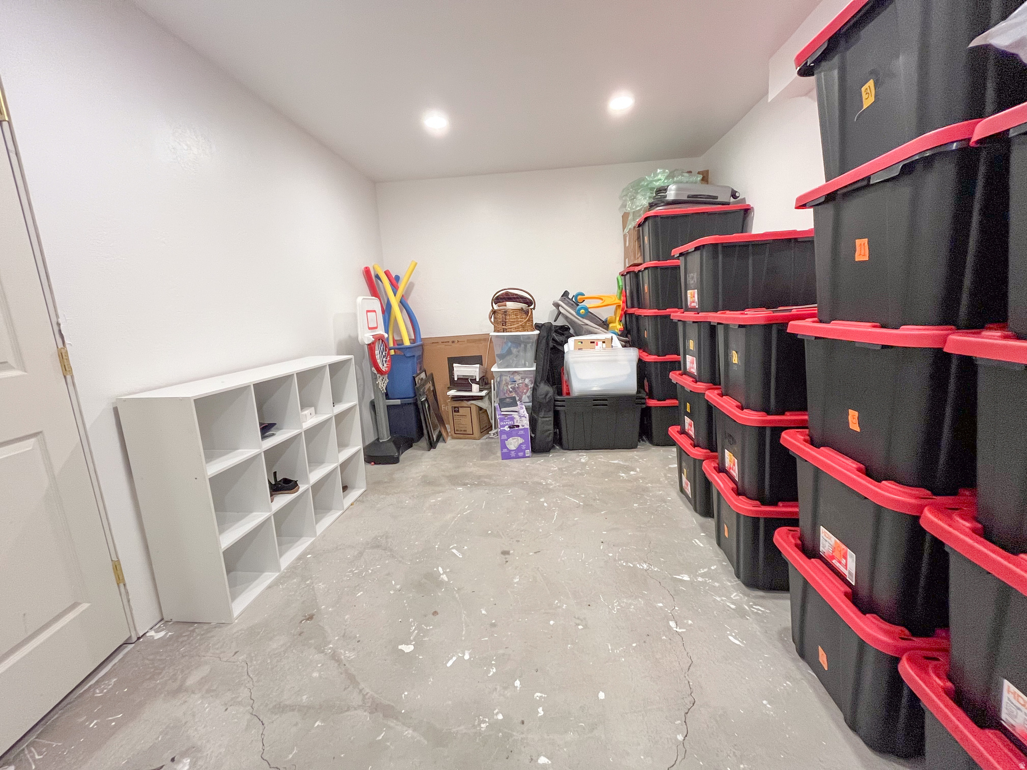 THE BENCHES SOUTH RI - Residential