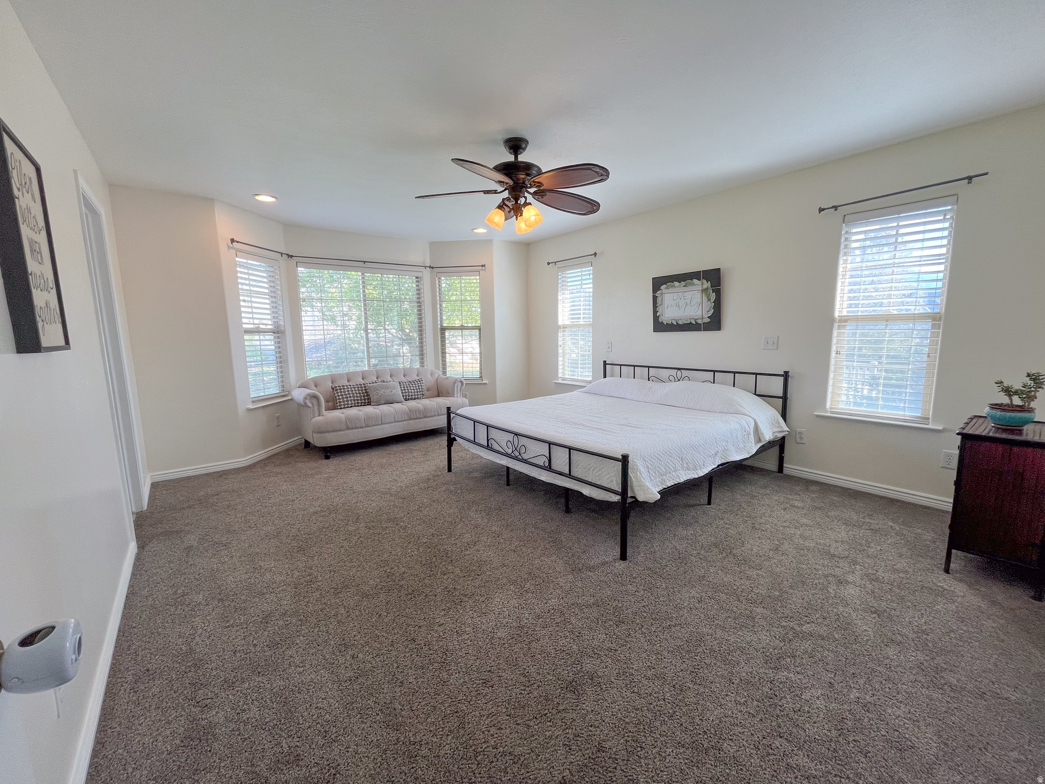 THE BENCHES SOUTH RI - Residential