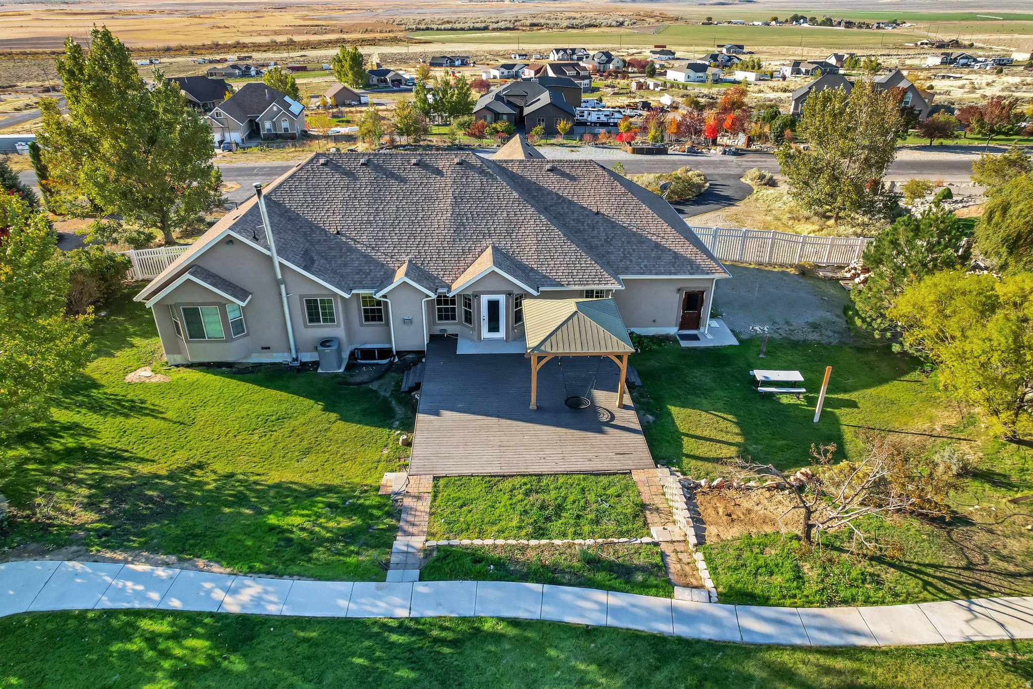 THE BENCHES SOUTH RI - Residential