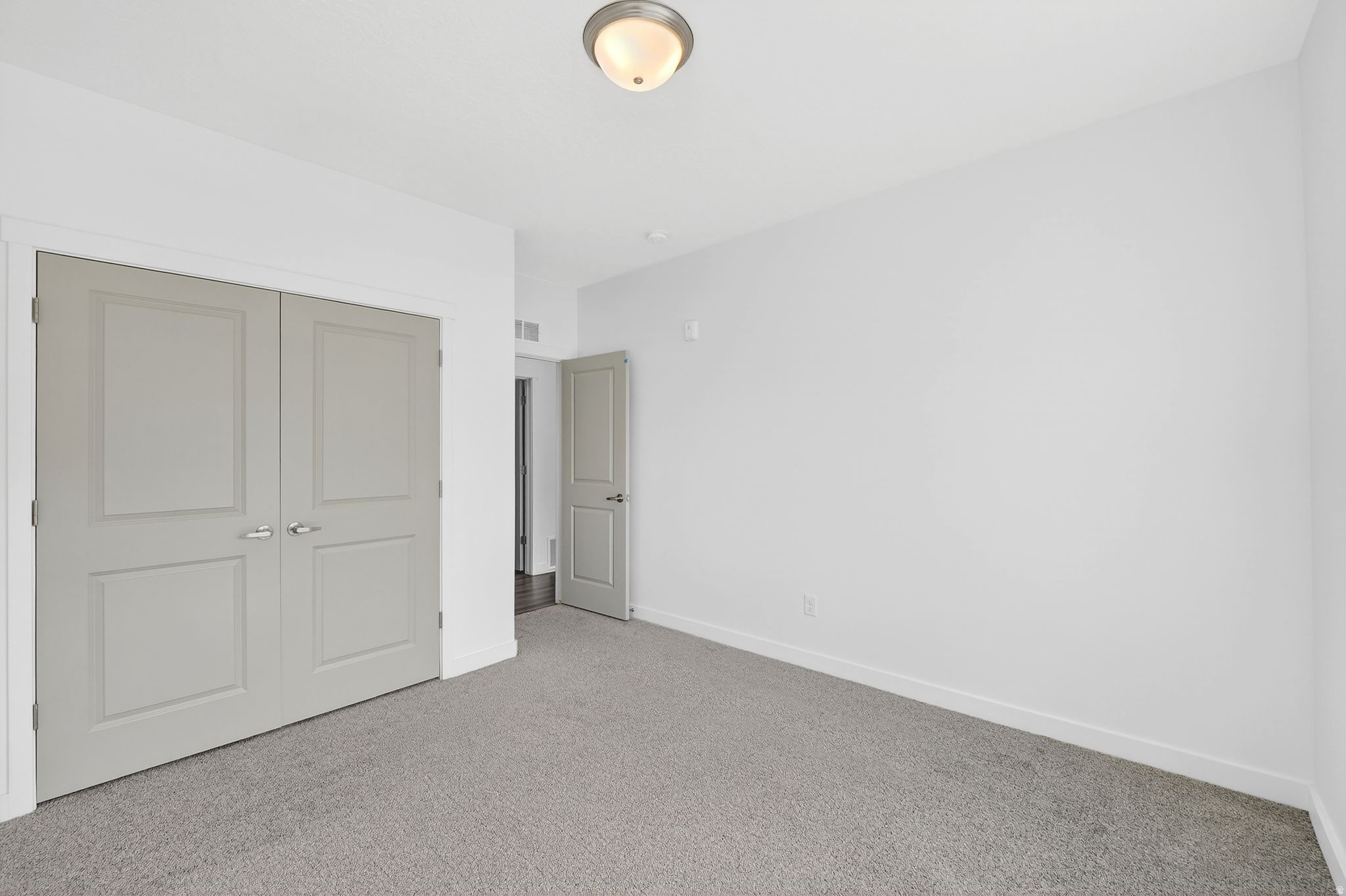 VISTA VIEW CONDOMINI - Residential