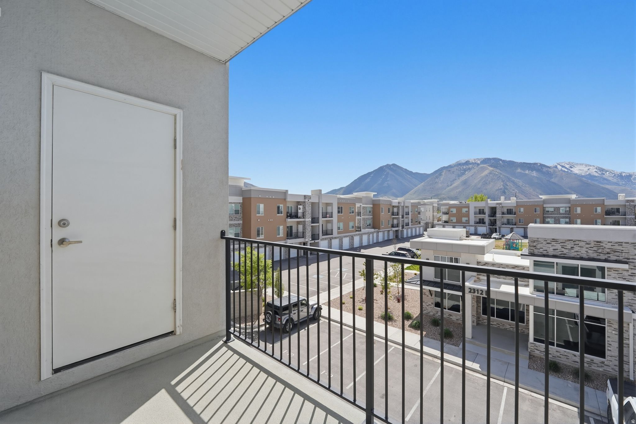 VISTA VIEW CONDOMINI - Residential