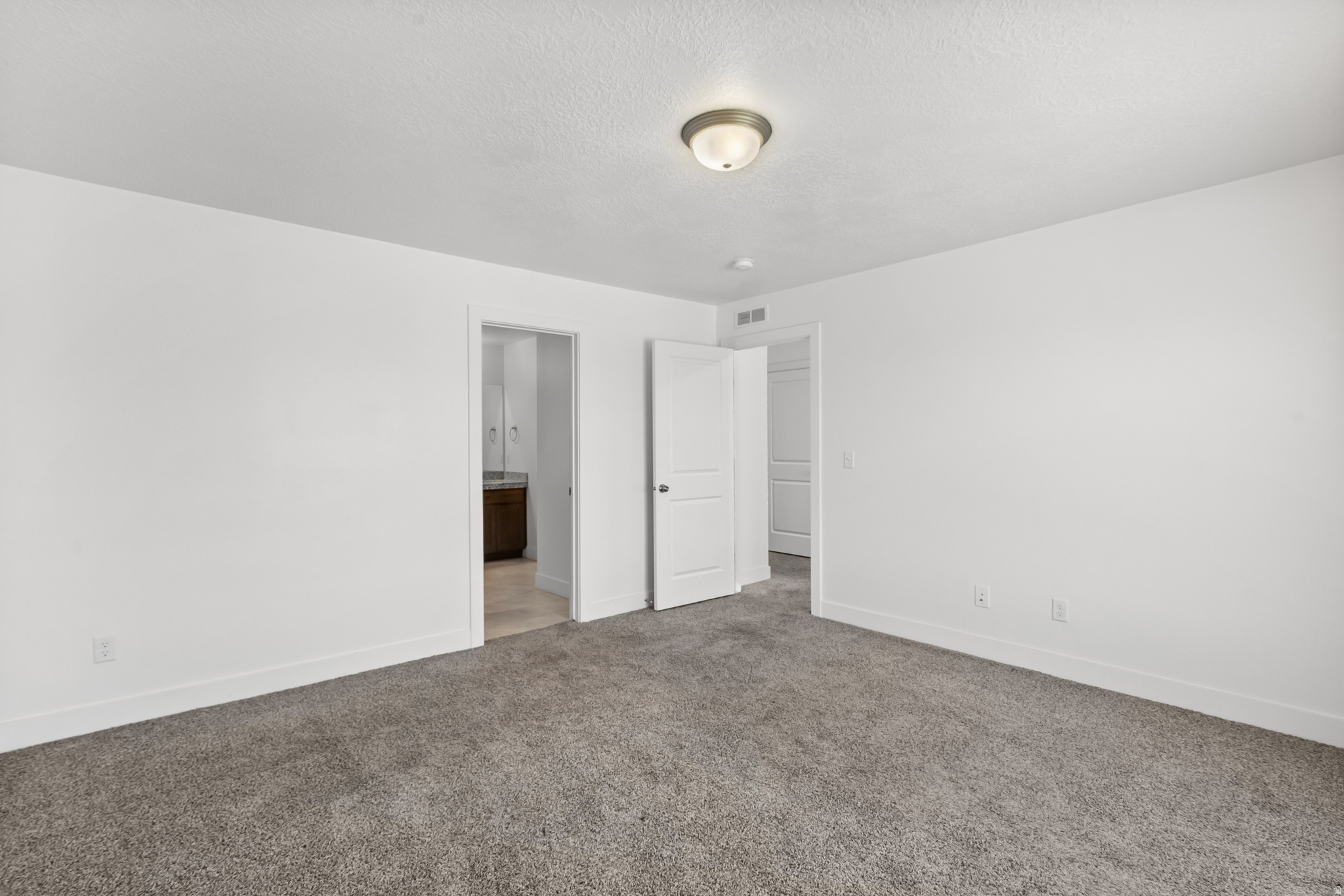 THE TOWNS AT BRYLEE FARMS - Residential