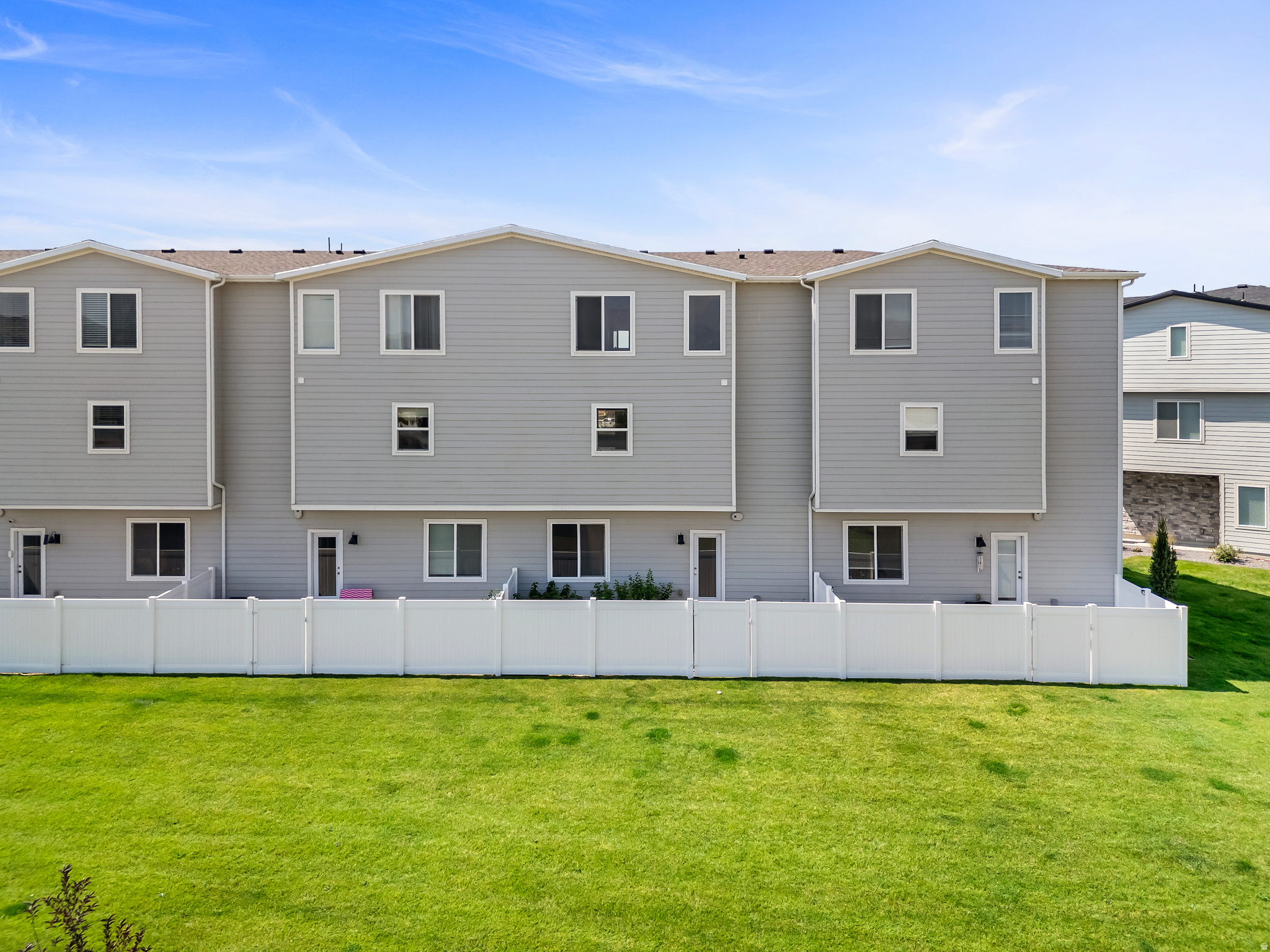 THE TOWNS AT BRYLEE FARMS - Residential