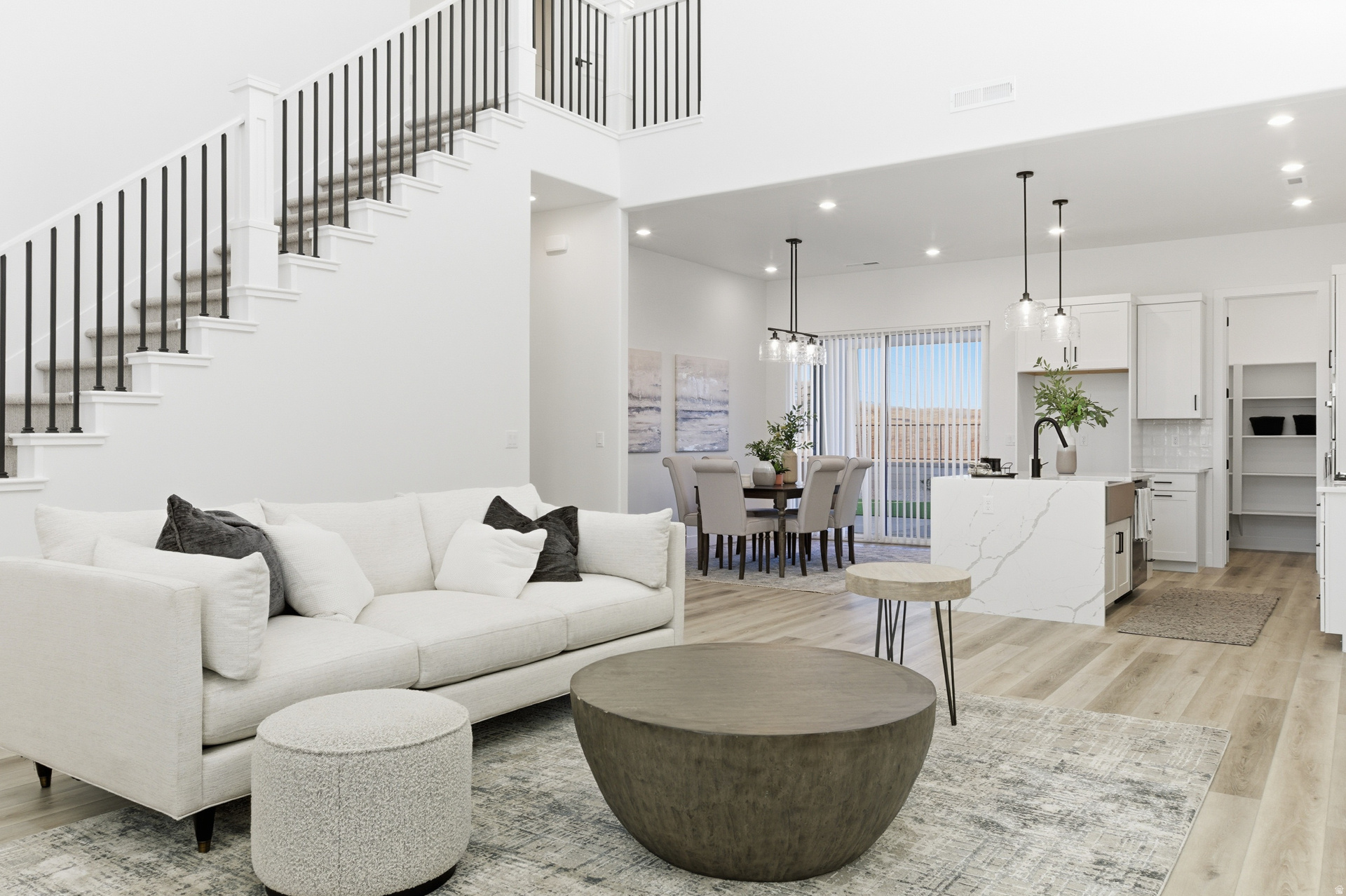 DESERT COLOR / SAGE HAVEN - Residential