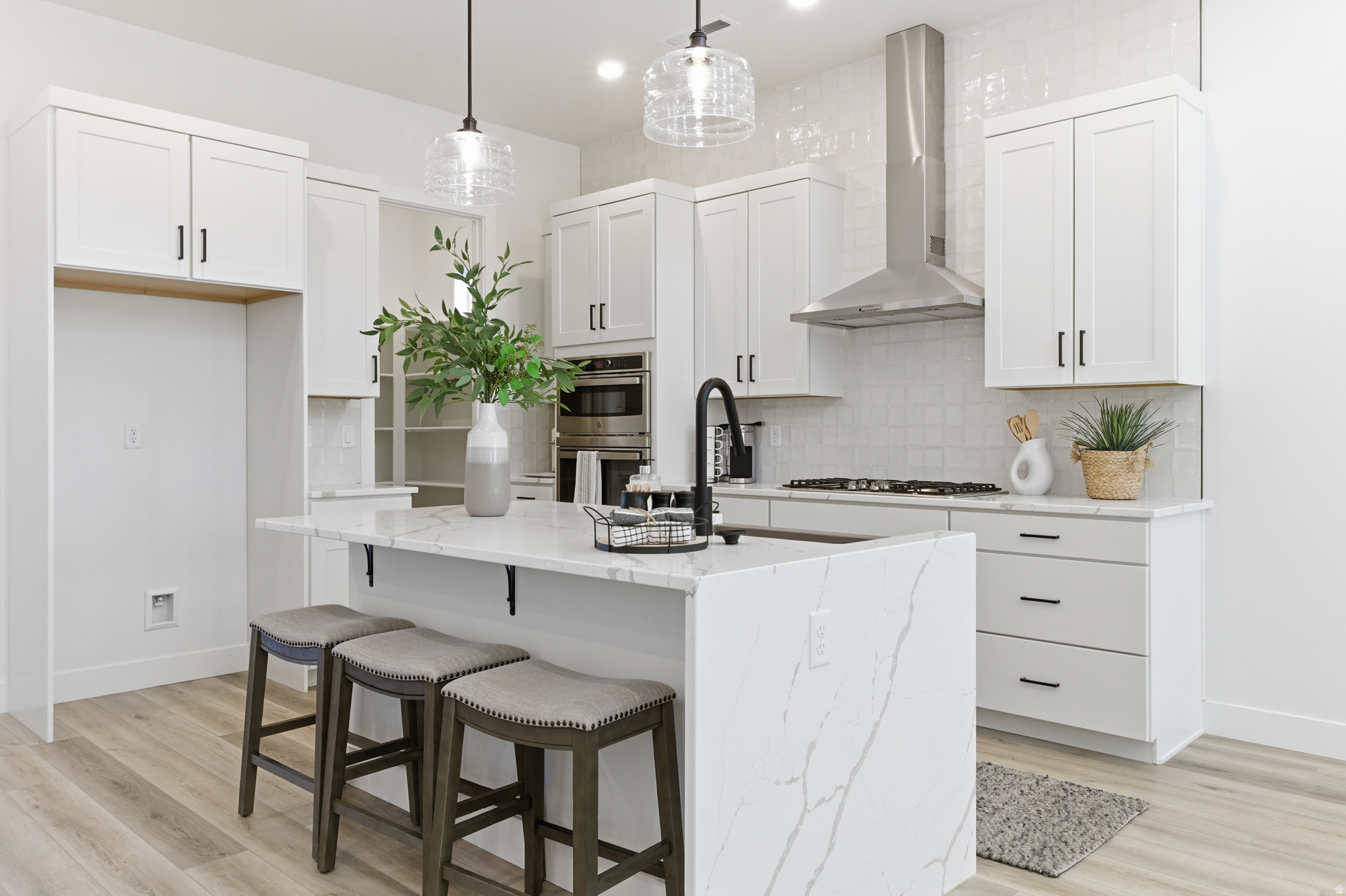 DESERT COLOR / SAGE HAVEN - Residential