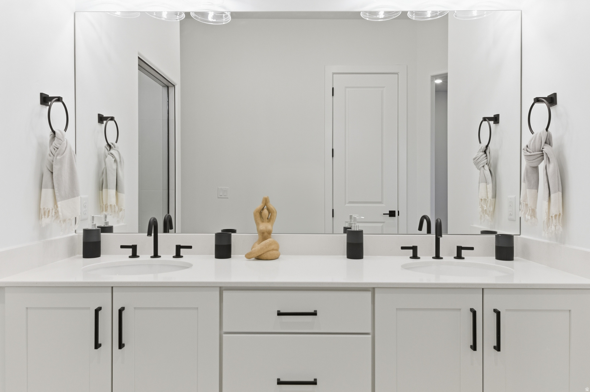 DESERT COLOR / SAGE HAVEN - Residential