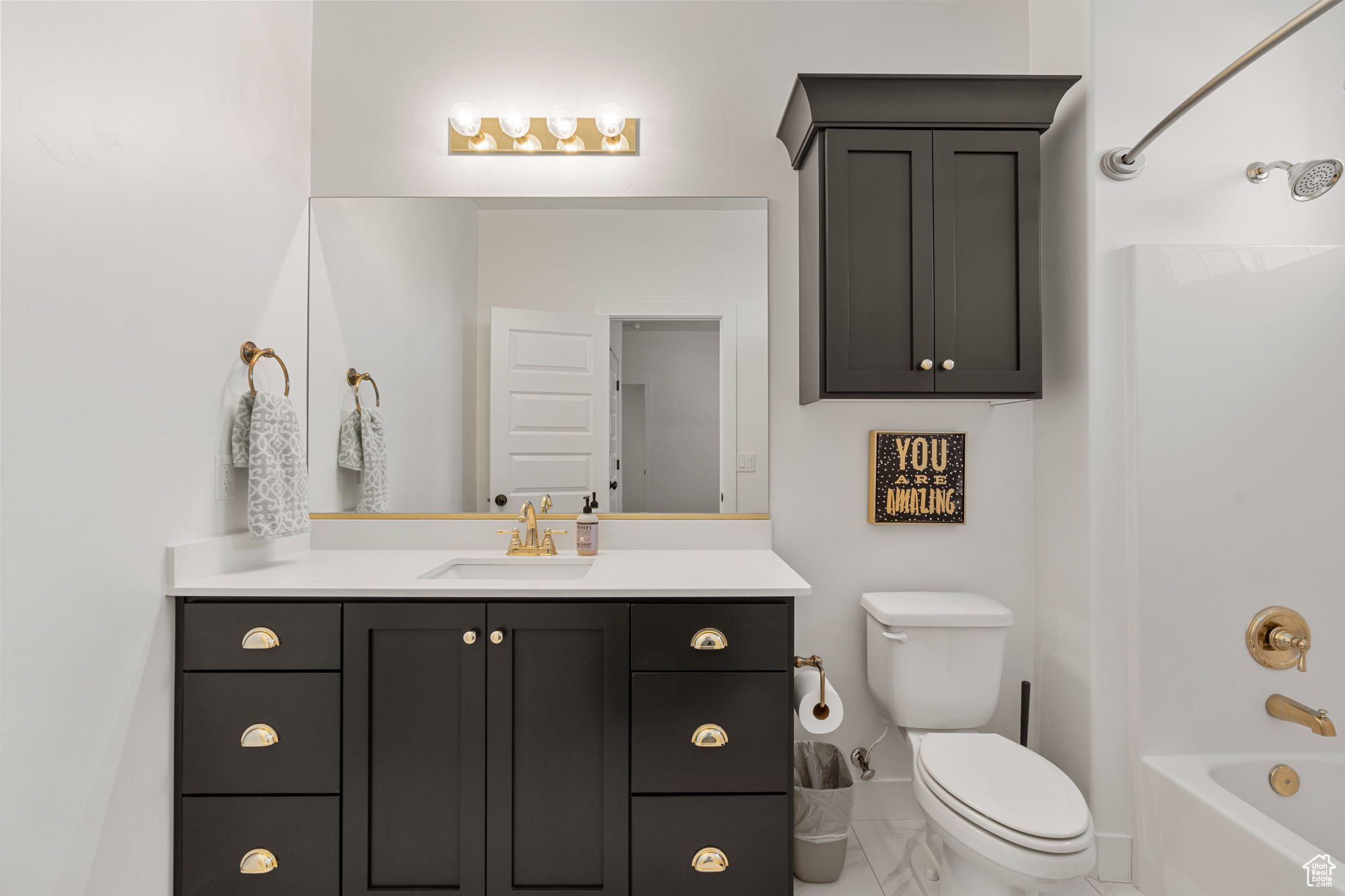 FIELDSTONE - Residential