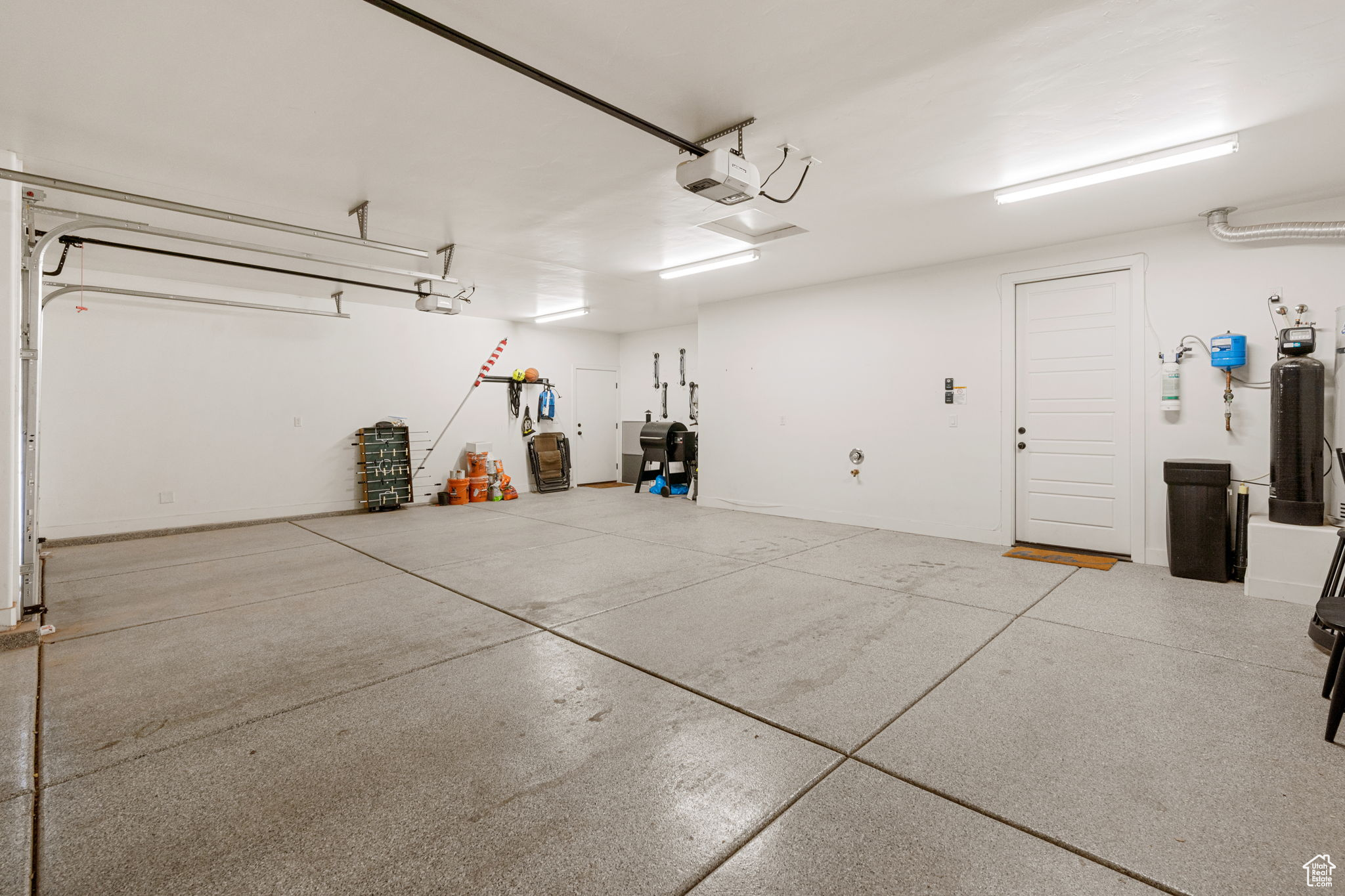 FIELDSTONE - Residential