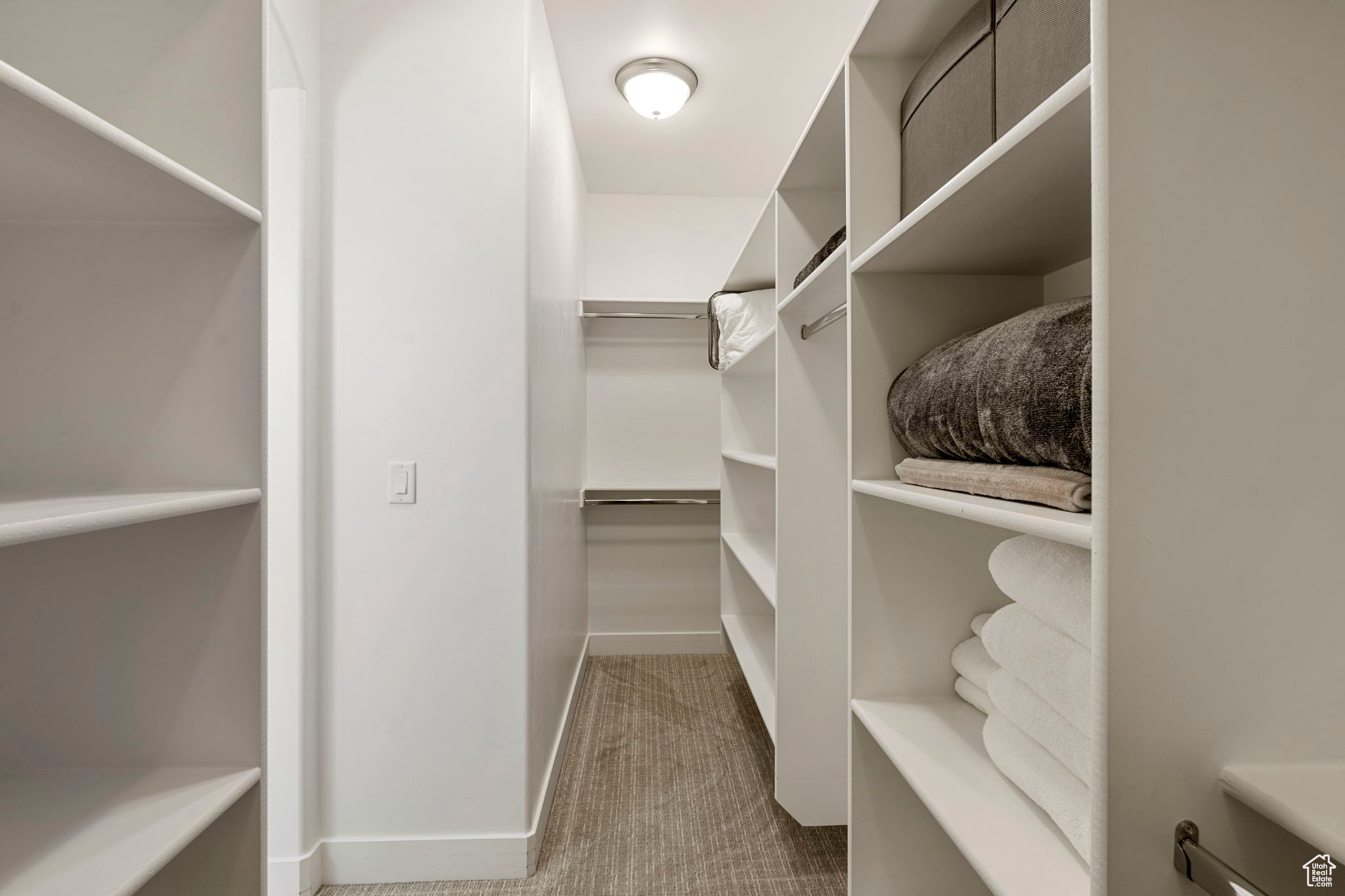 FIELDSTONE - Residential