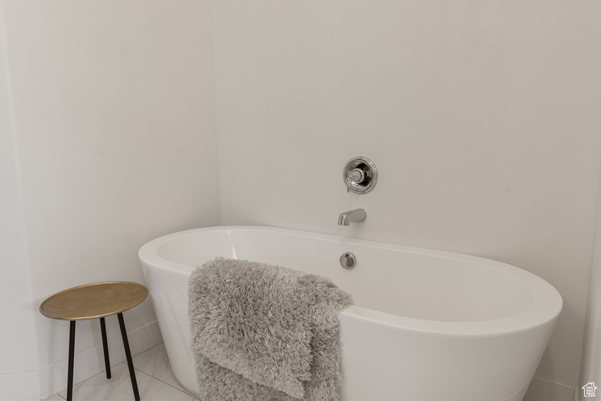 FIELDSTONE - Residential