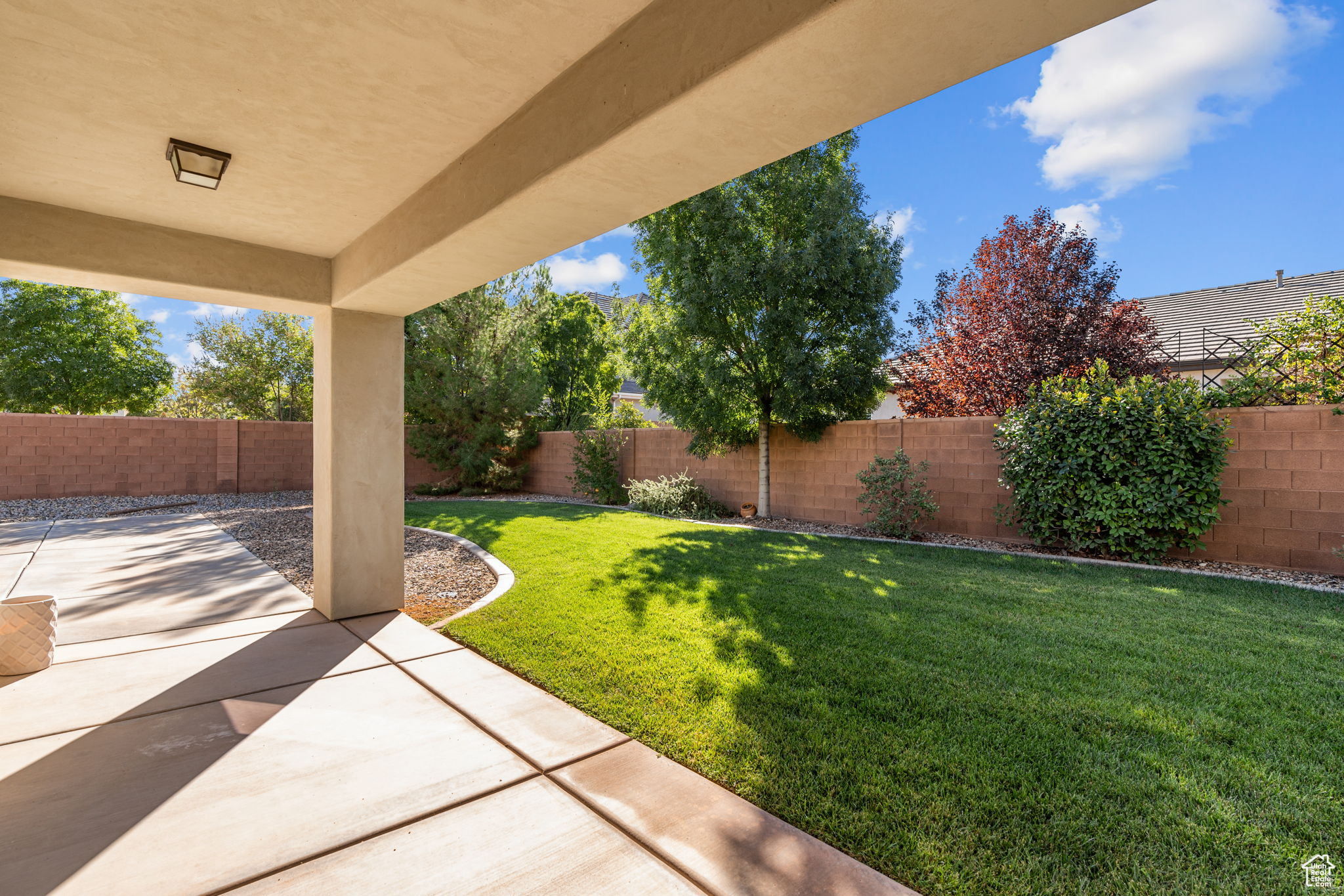 FIELDSTONE - Residential