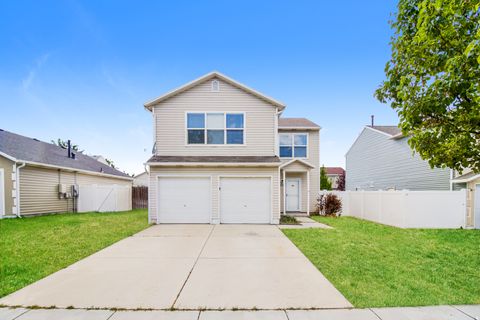 Photo of 72 N MONTROSE Ln, Saratoga Springs, UT 84045 (MLS # 2132528)