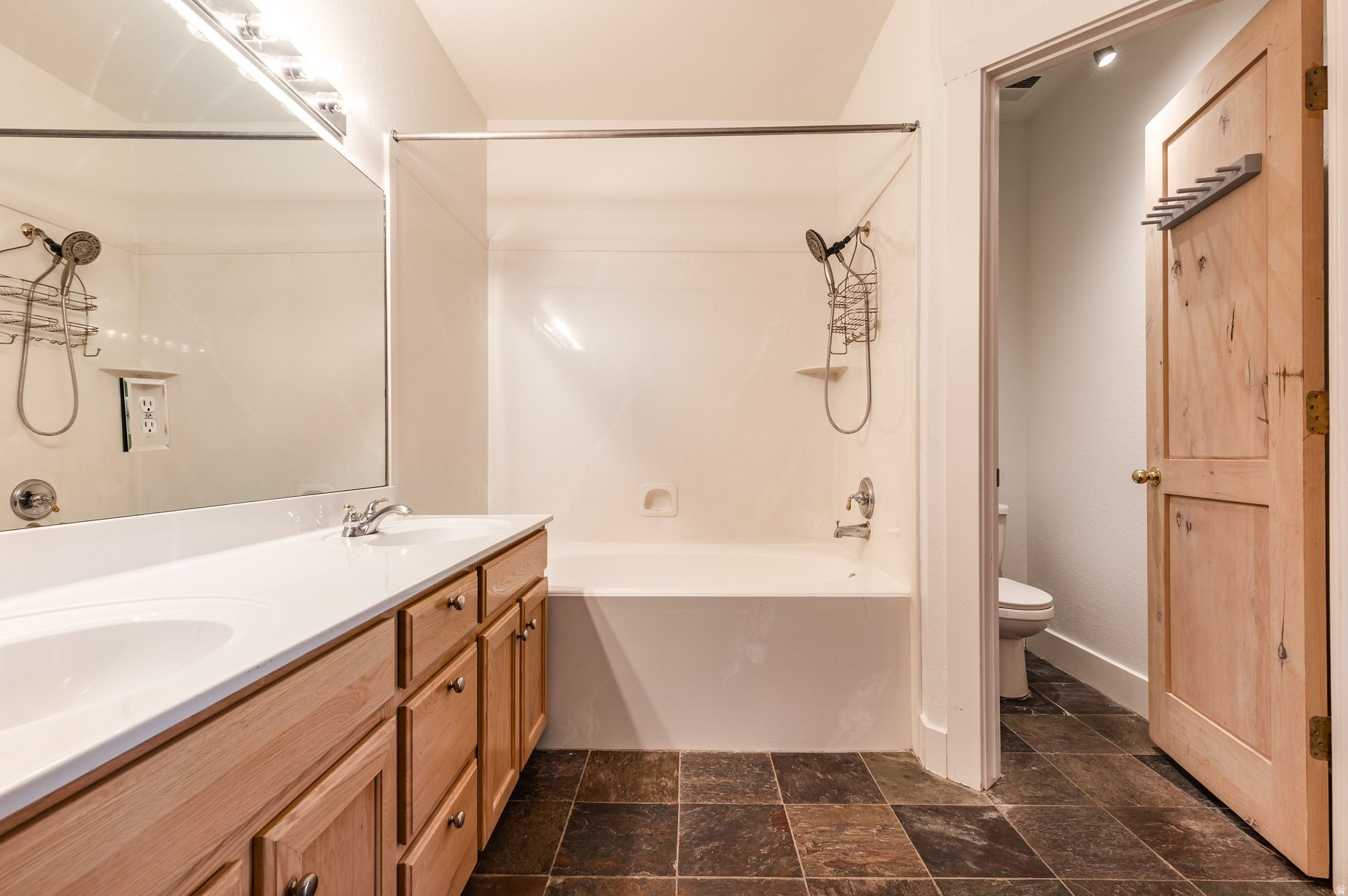 PINEBROOK POINTE CONDOMINIUMS - Residential Lease