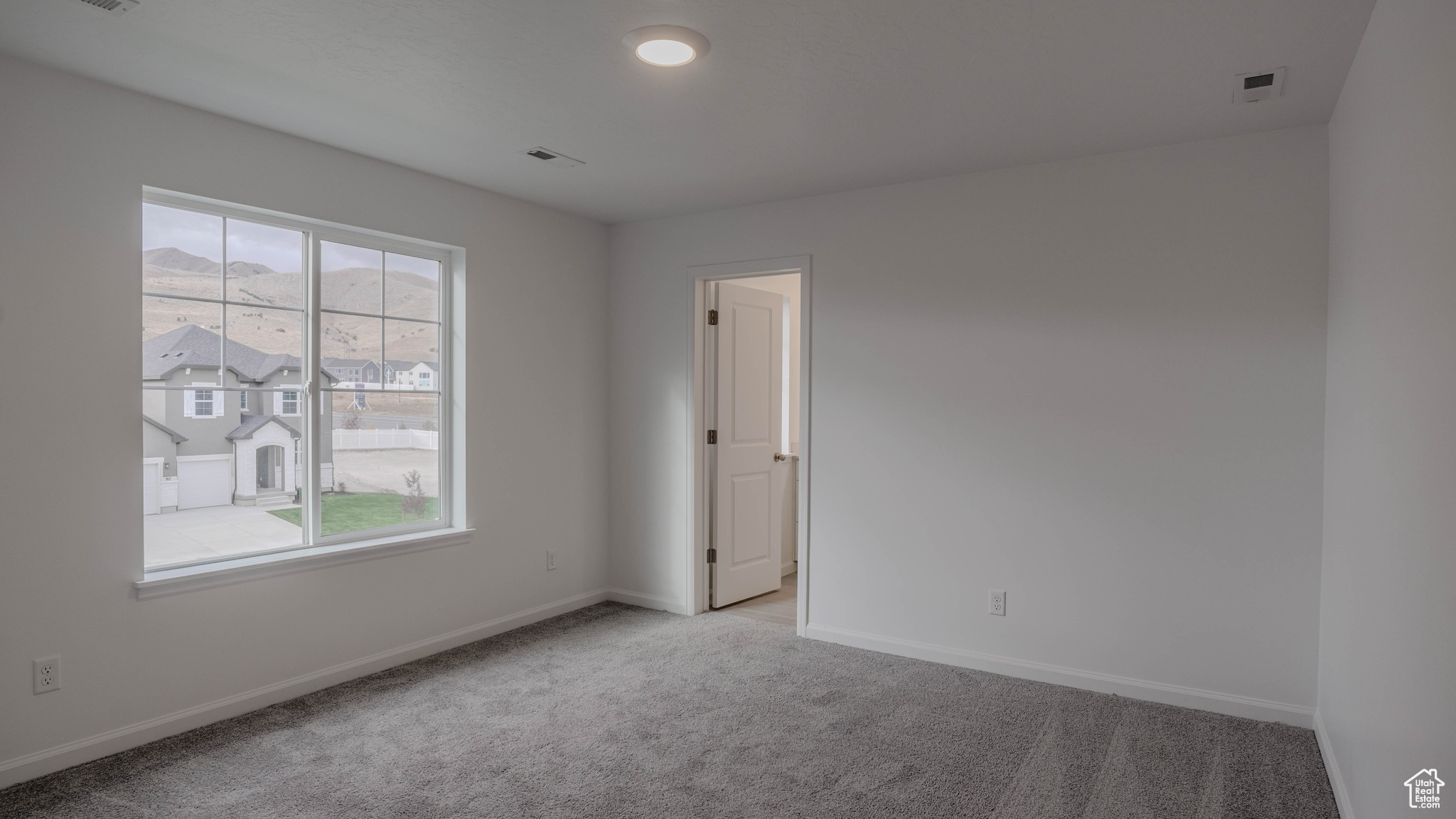 CANTON RIDGE - Residential