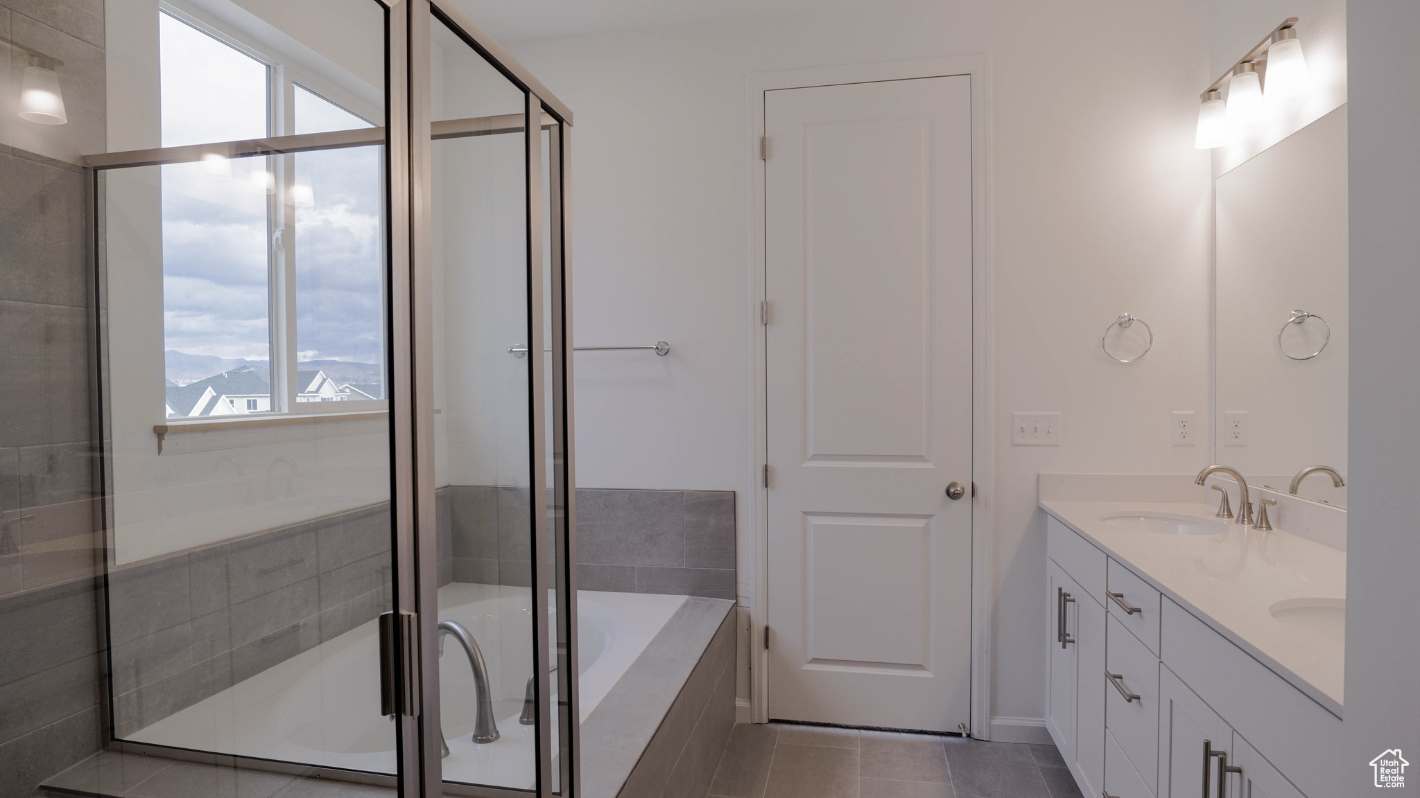 CANTON RIDGE - Residential