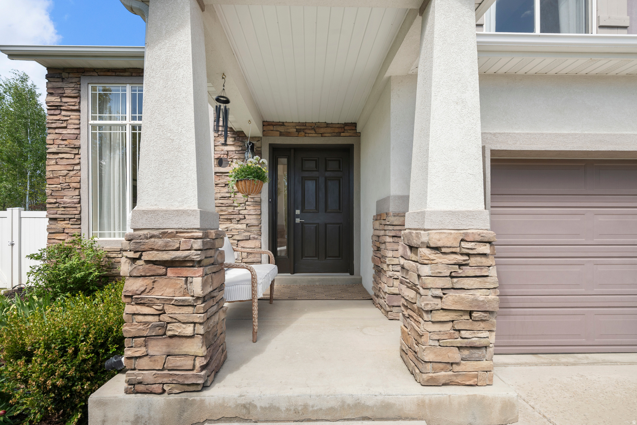 OLD MILL COUNTRY EST - Residential