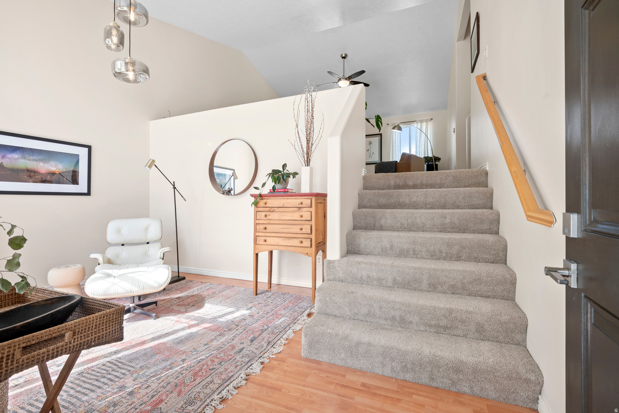OLD MILL COUNTRY EST - Residential