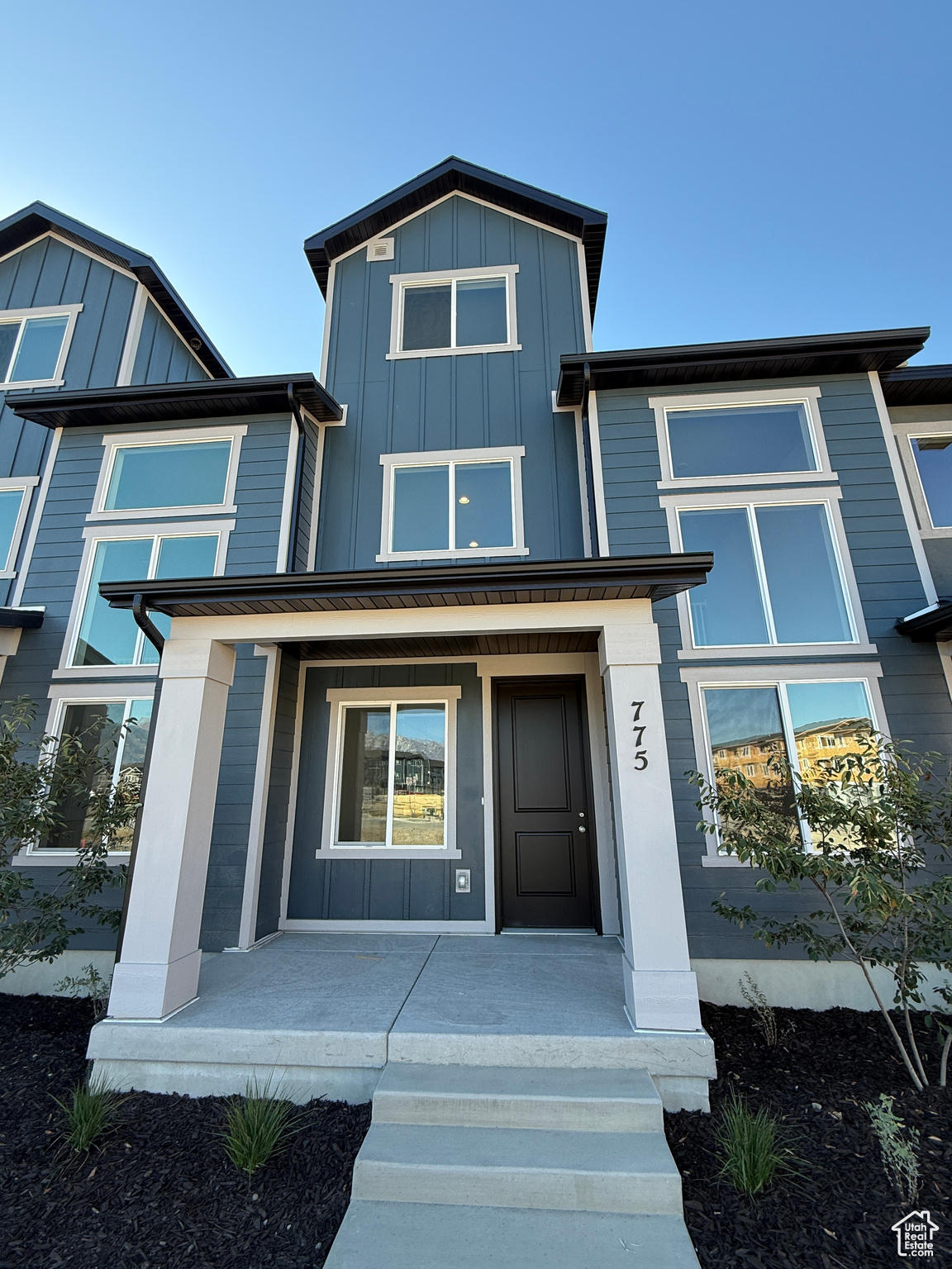 MEADOWBROOK - Residential